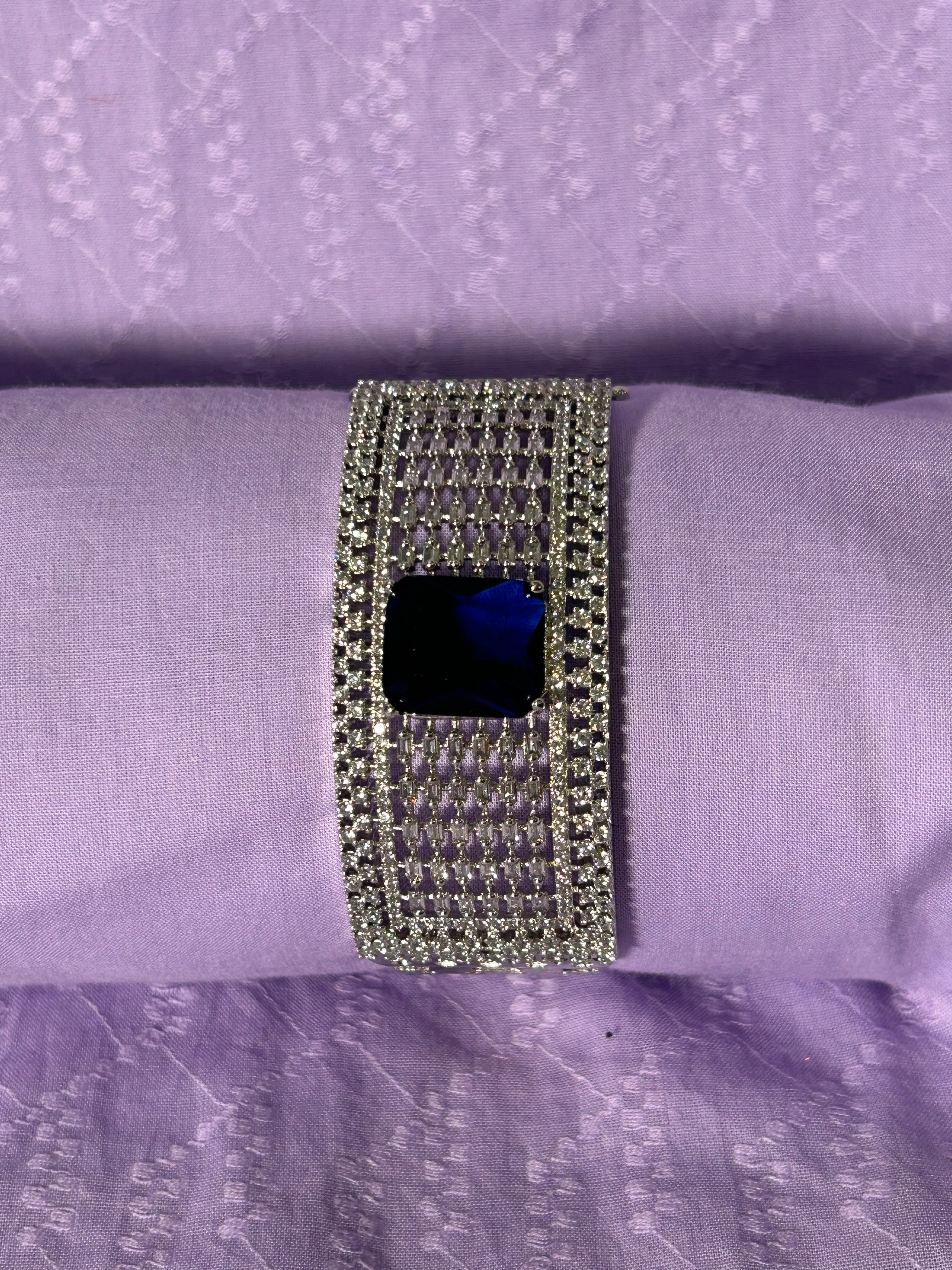 ANTAARA DELICATE DIAMOND BRACELET - Image 5