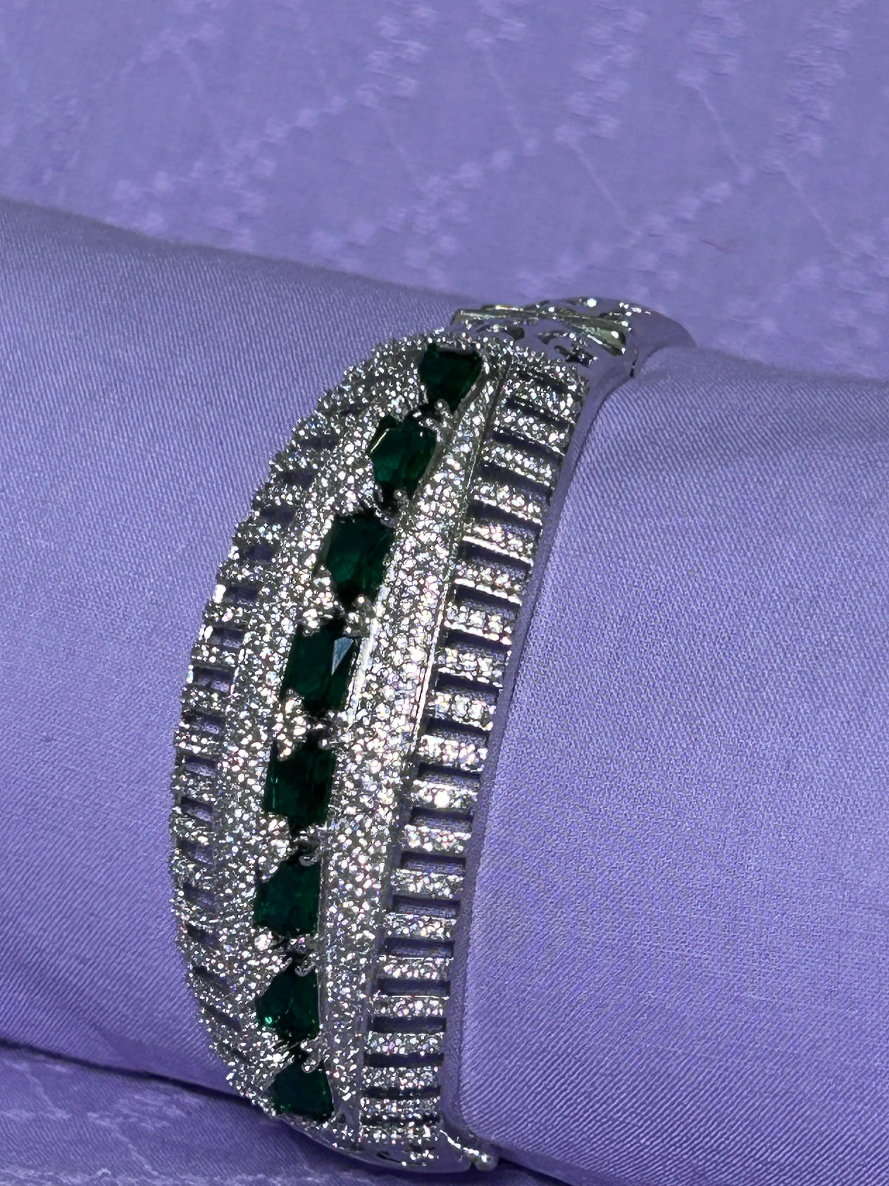 ANTAARA DELICATE DIAMOND BRACELET - Image 2