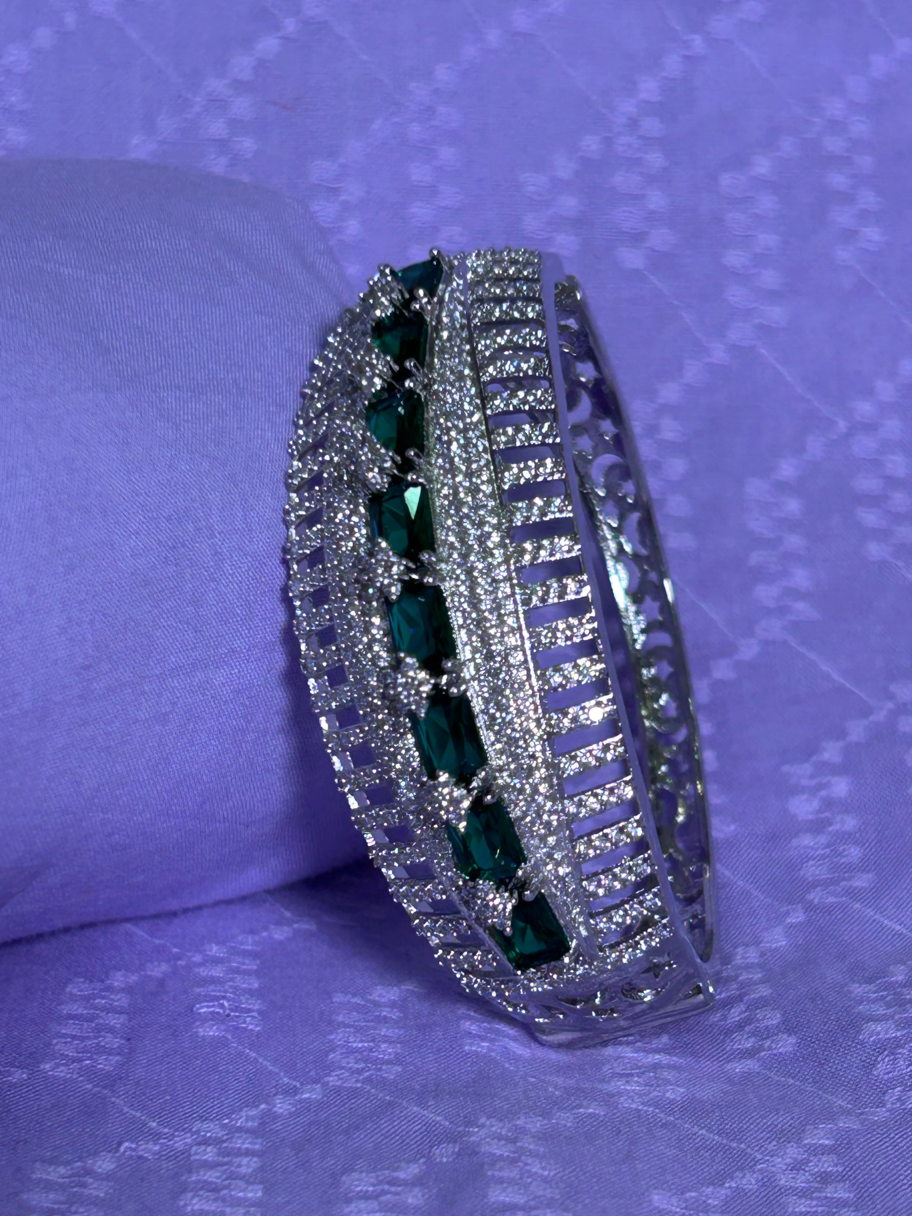 ANTAARA DELICATE DIAMOND BRACELET - Image 6