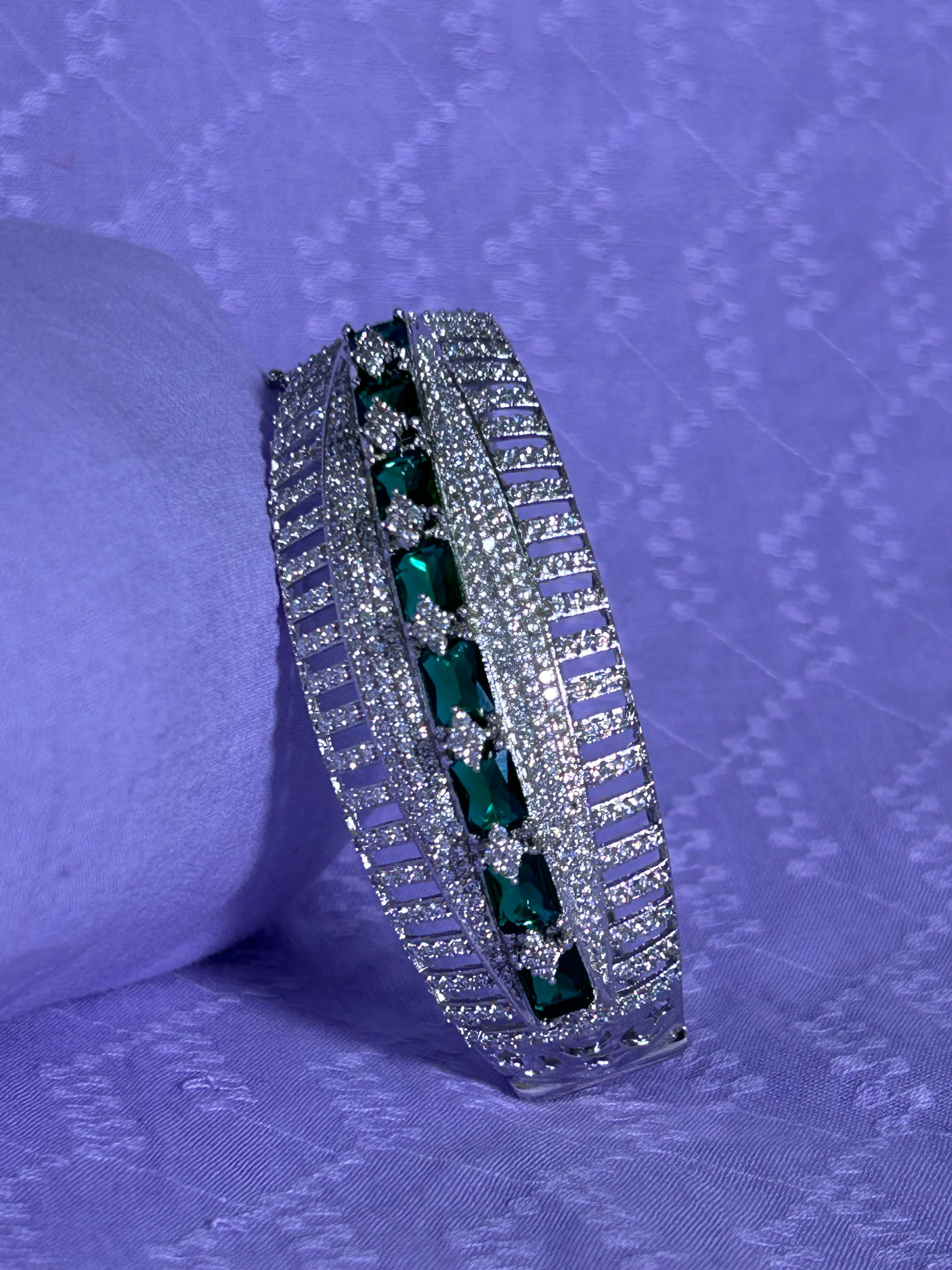 ANTAARA DELICATE DIAMOND BRACELET - Image 7