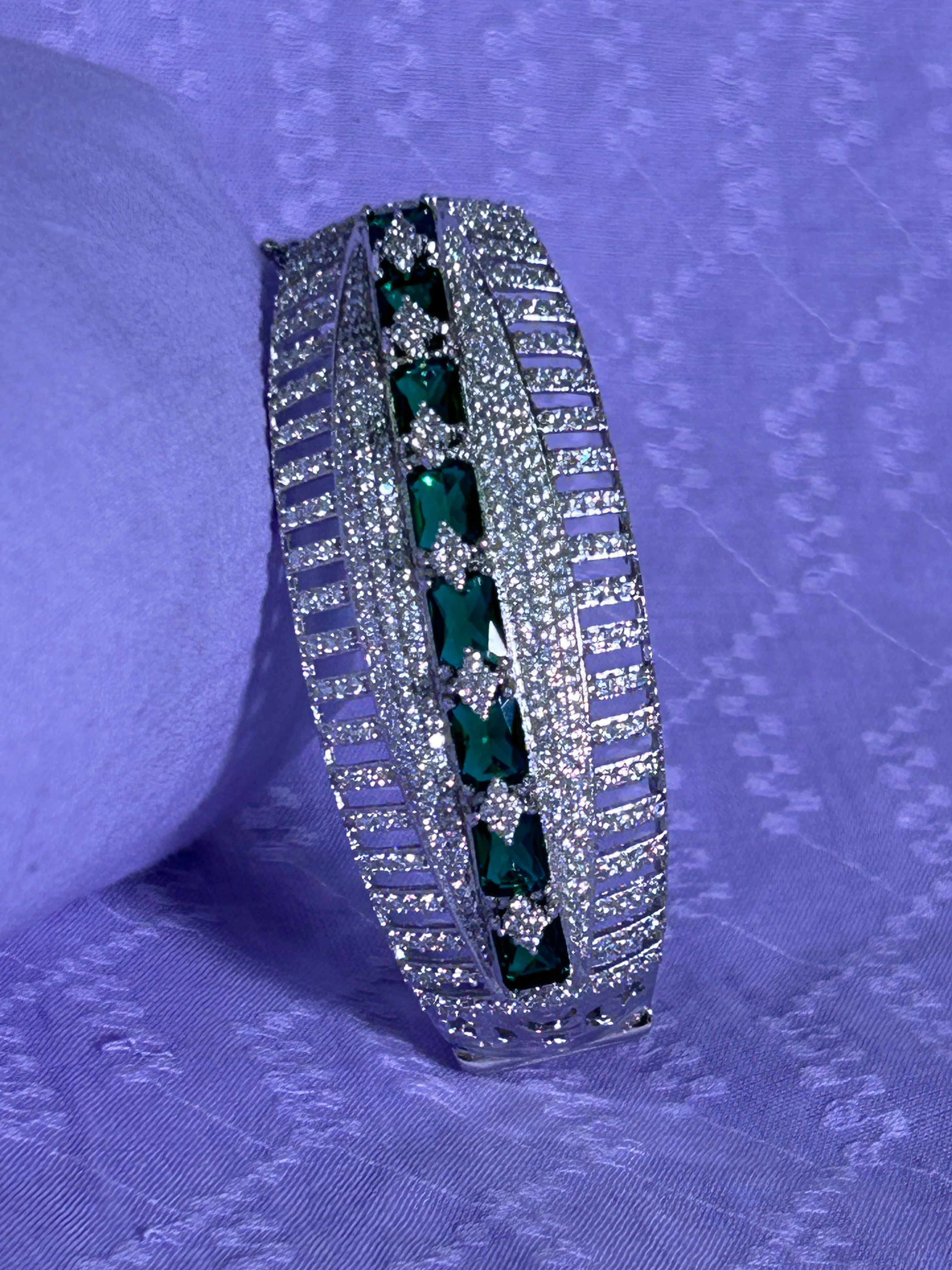 ANTAARA DELICATE DIAMOND BRACELET - Image 9