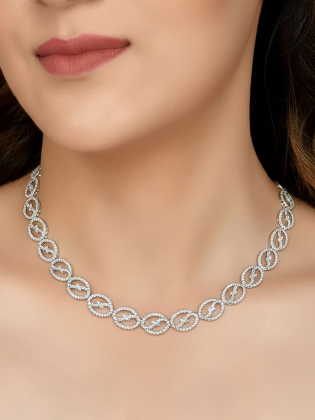 Antaara Diamond Necklace with Earings - Image 3