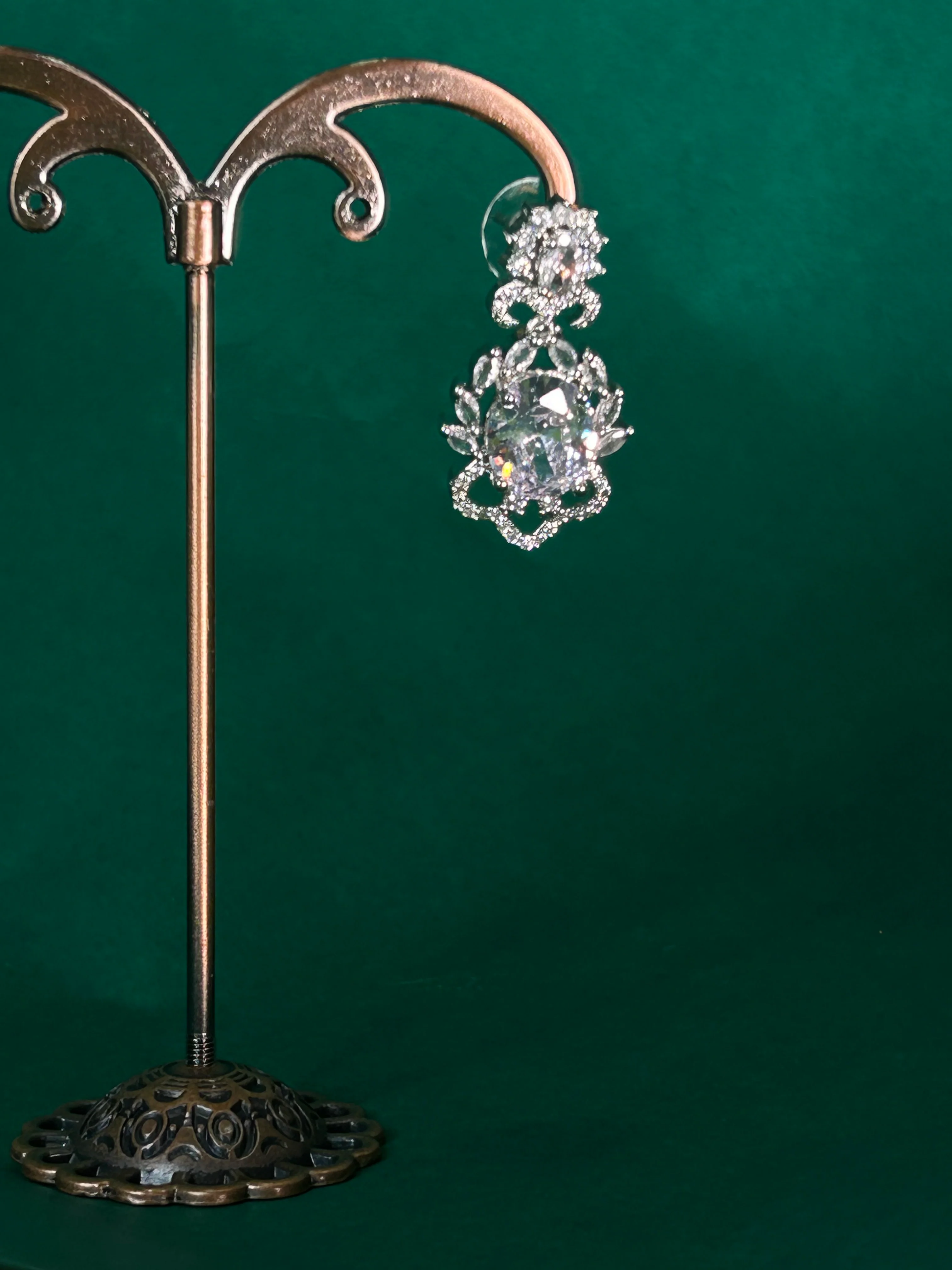 Antara Diamond Earrings - Image 6