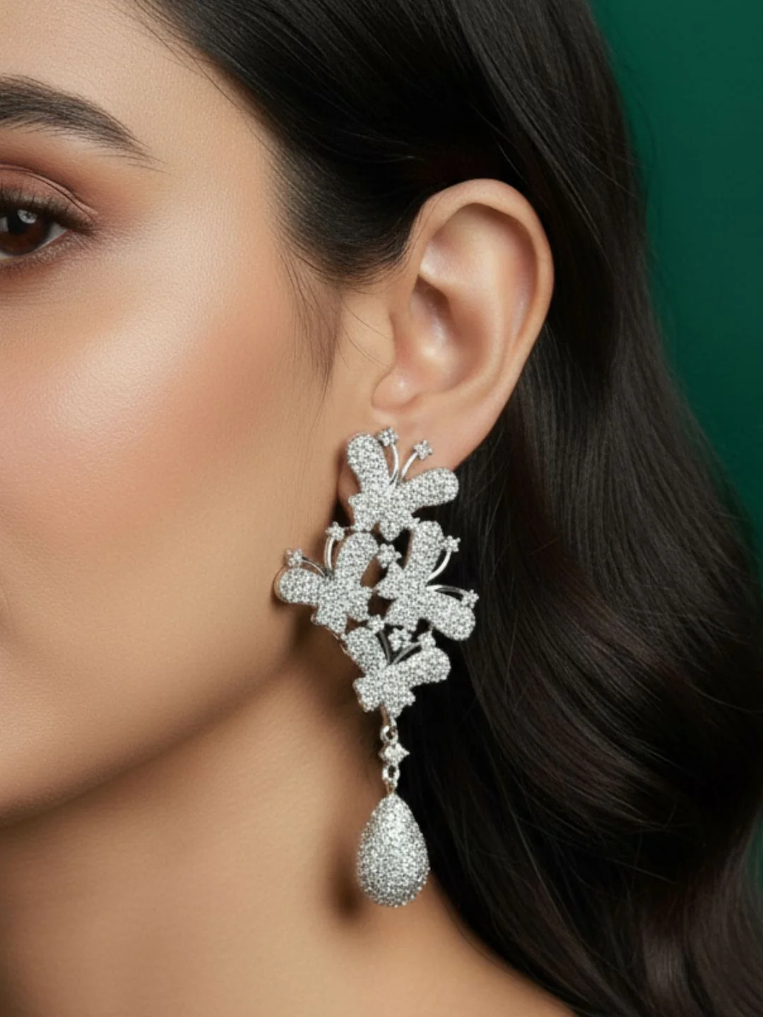 Antara Diamond Earrings - Image 4