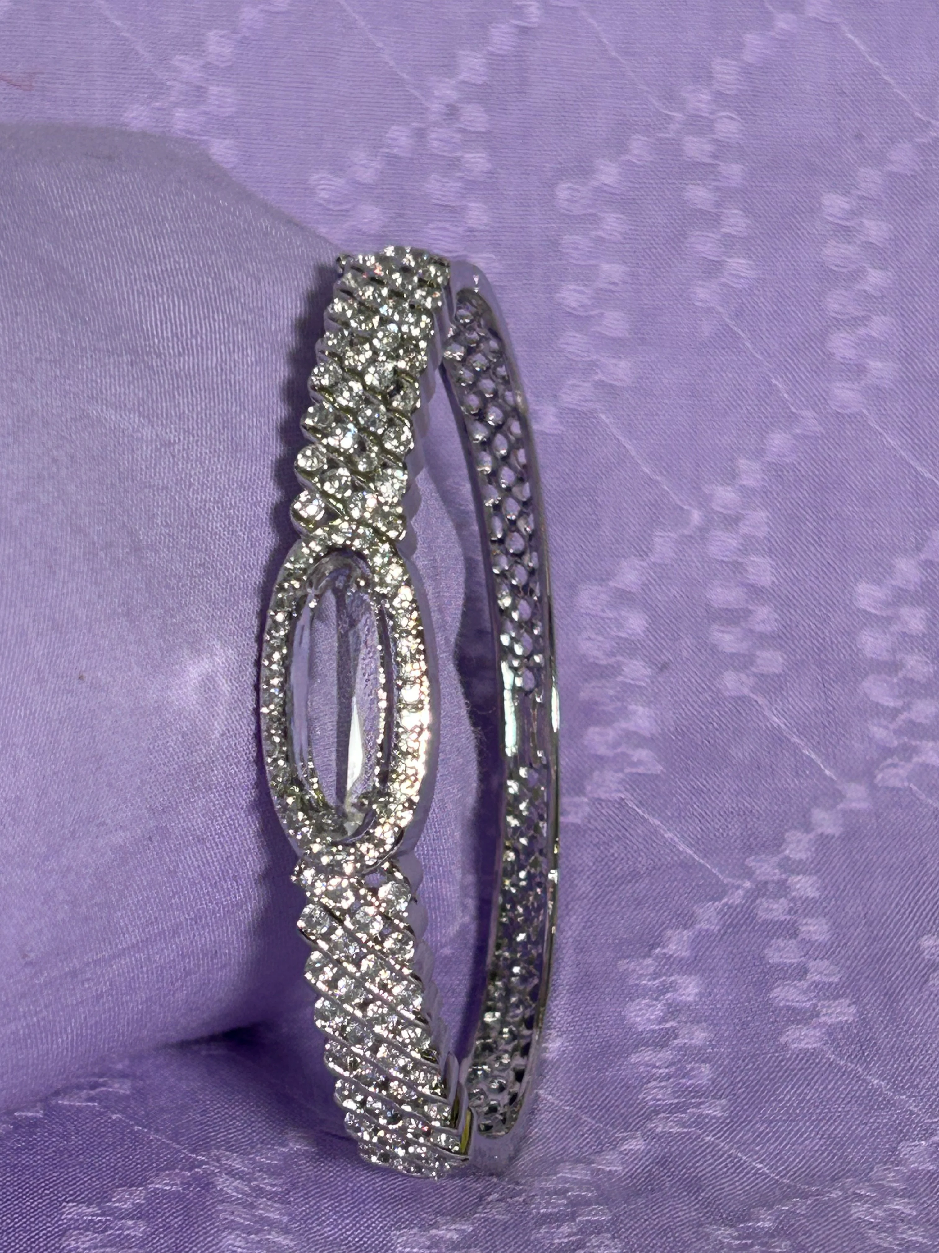 ANTAARA DELICATE DIAMOND BRACELET - Image 10