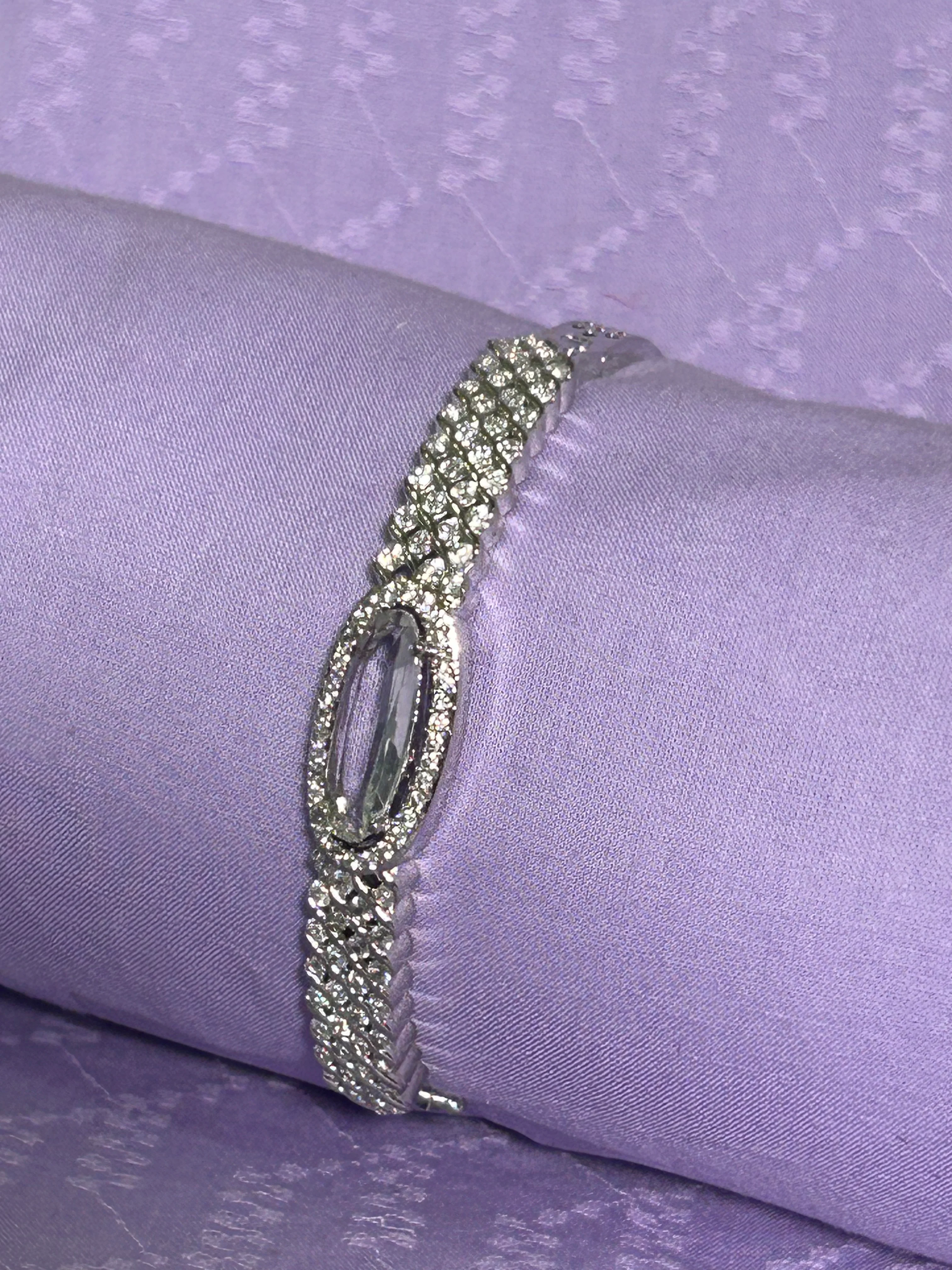 ANTAARA DELICATE DIAMOND BRACELET - Image 5
