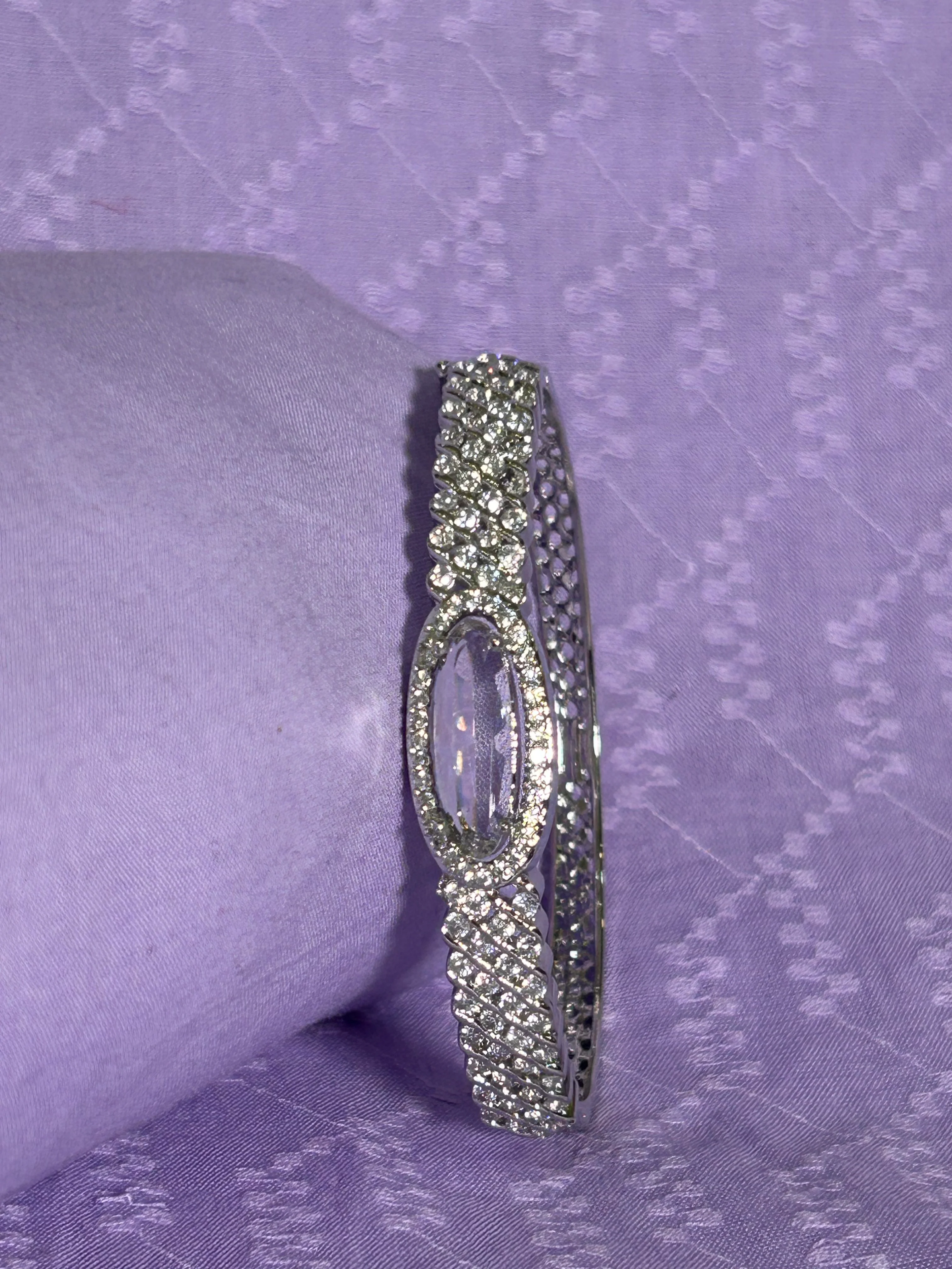 ANTAARA DELICATE DIAMOND BRACELET - Image 8