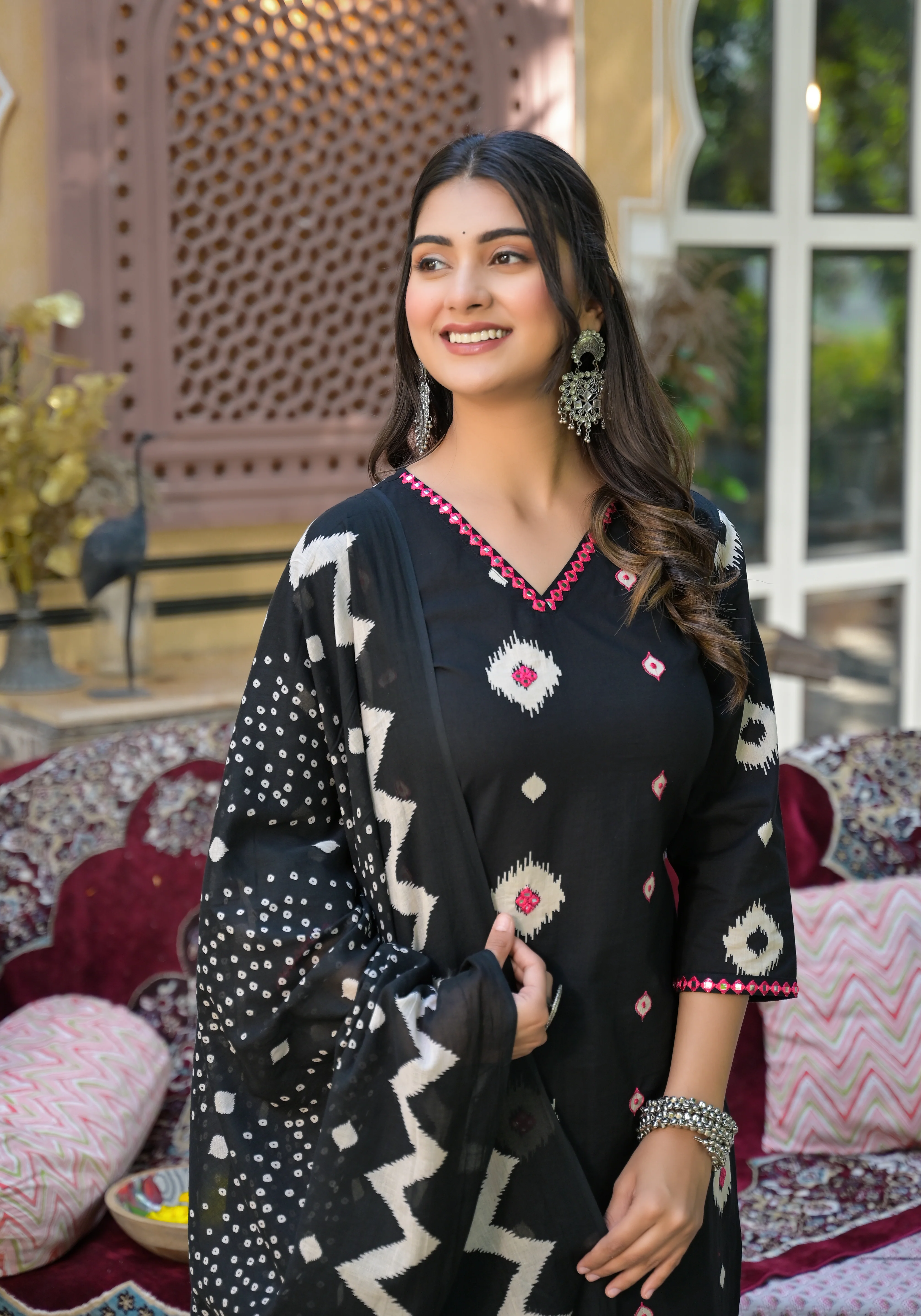 ARANYA ONYX IKAT PRINT COTTON SUIT SET - Image 4