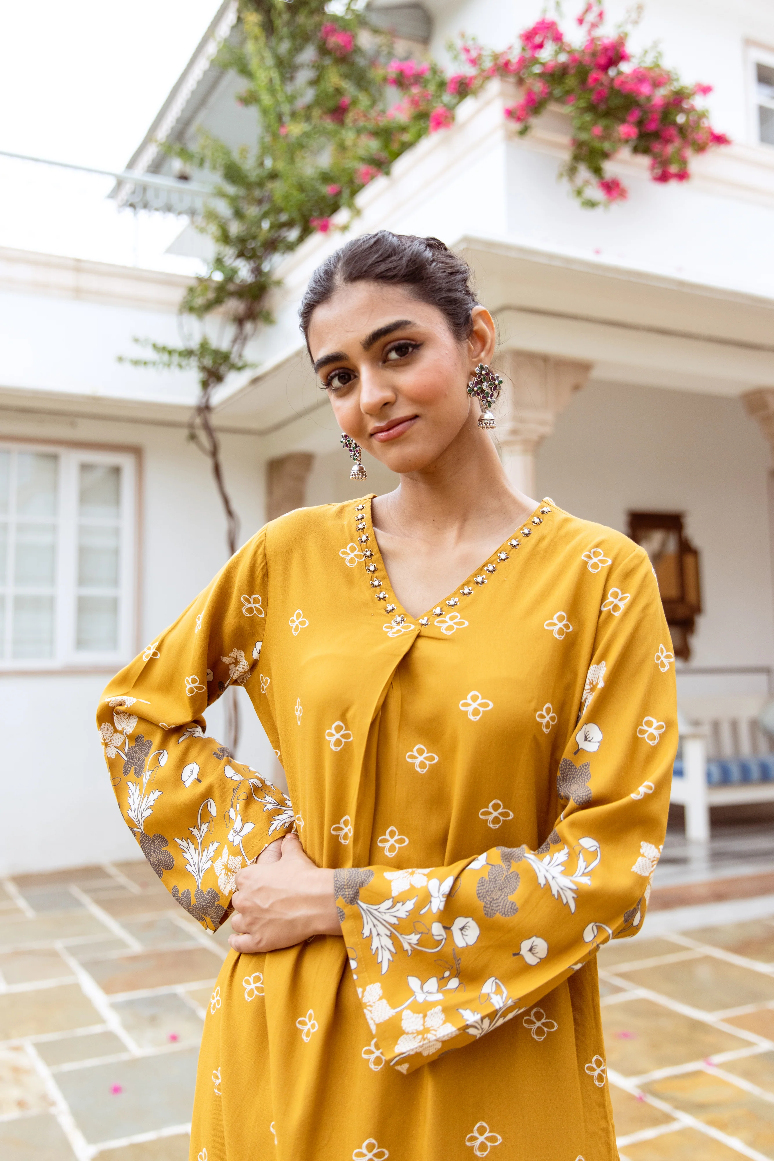 Shimoni Amber Printed Kurta Pant Set - Image 8