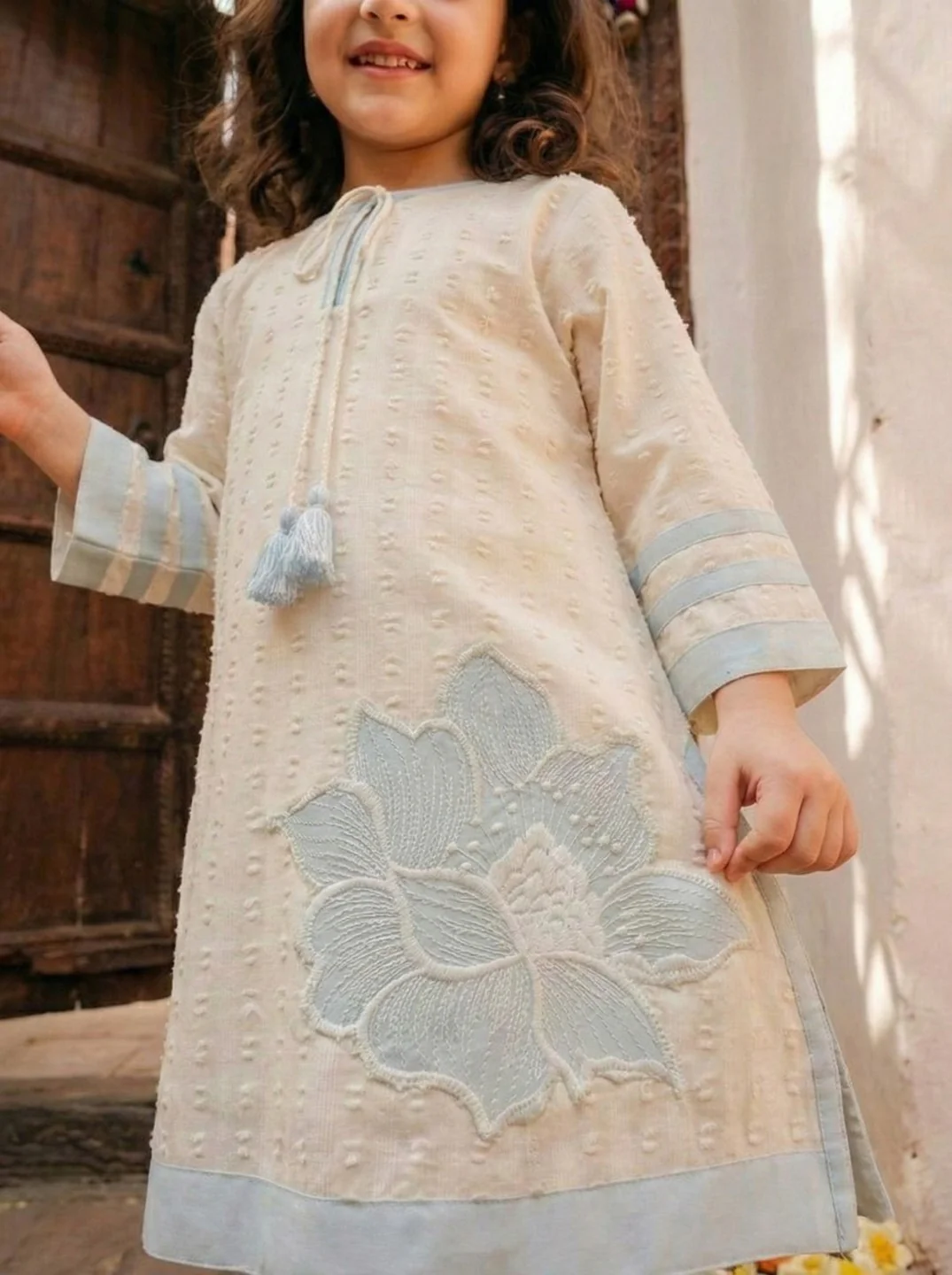 Joy pearl embroidery kids kurta pant set - Image 8