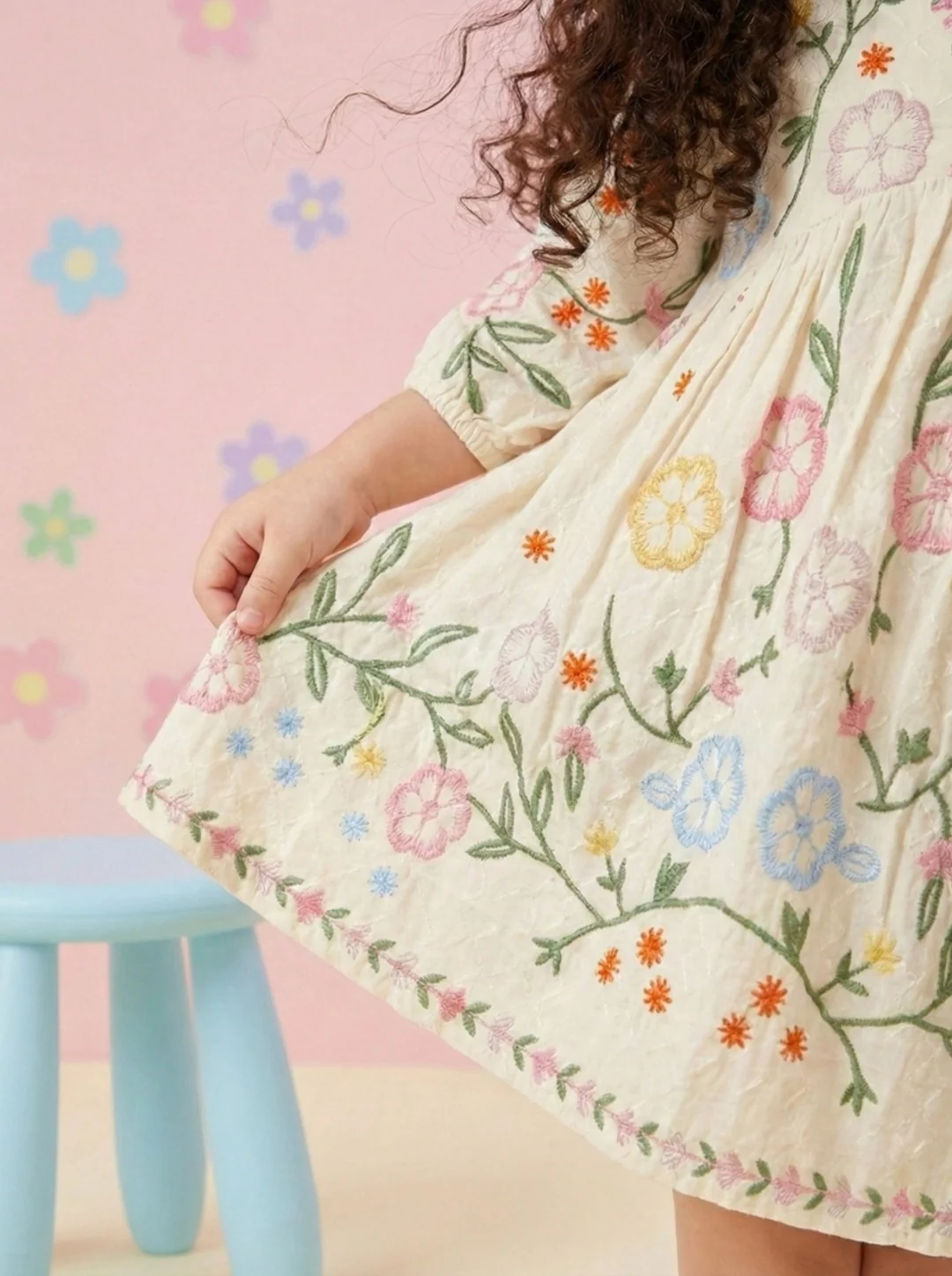 Joy daisy embroidery cotton dress - Image 8