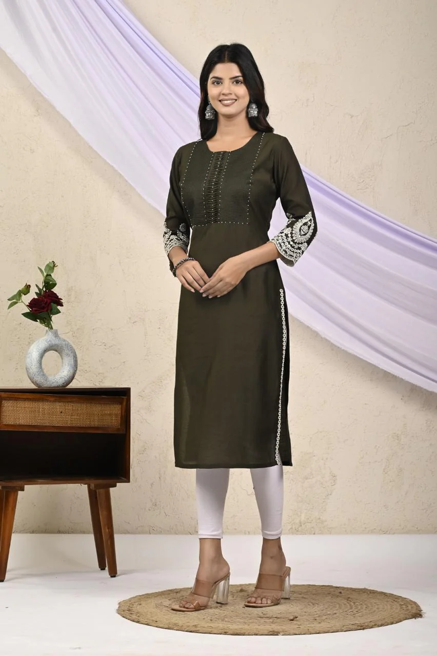 Layla Moss Embroidered Kurti - Image 5