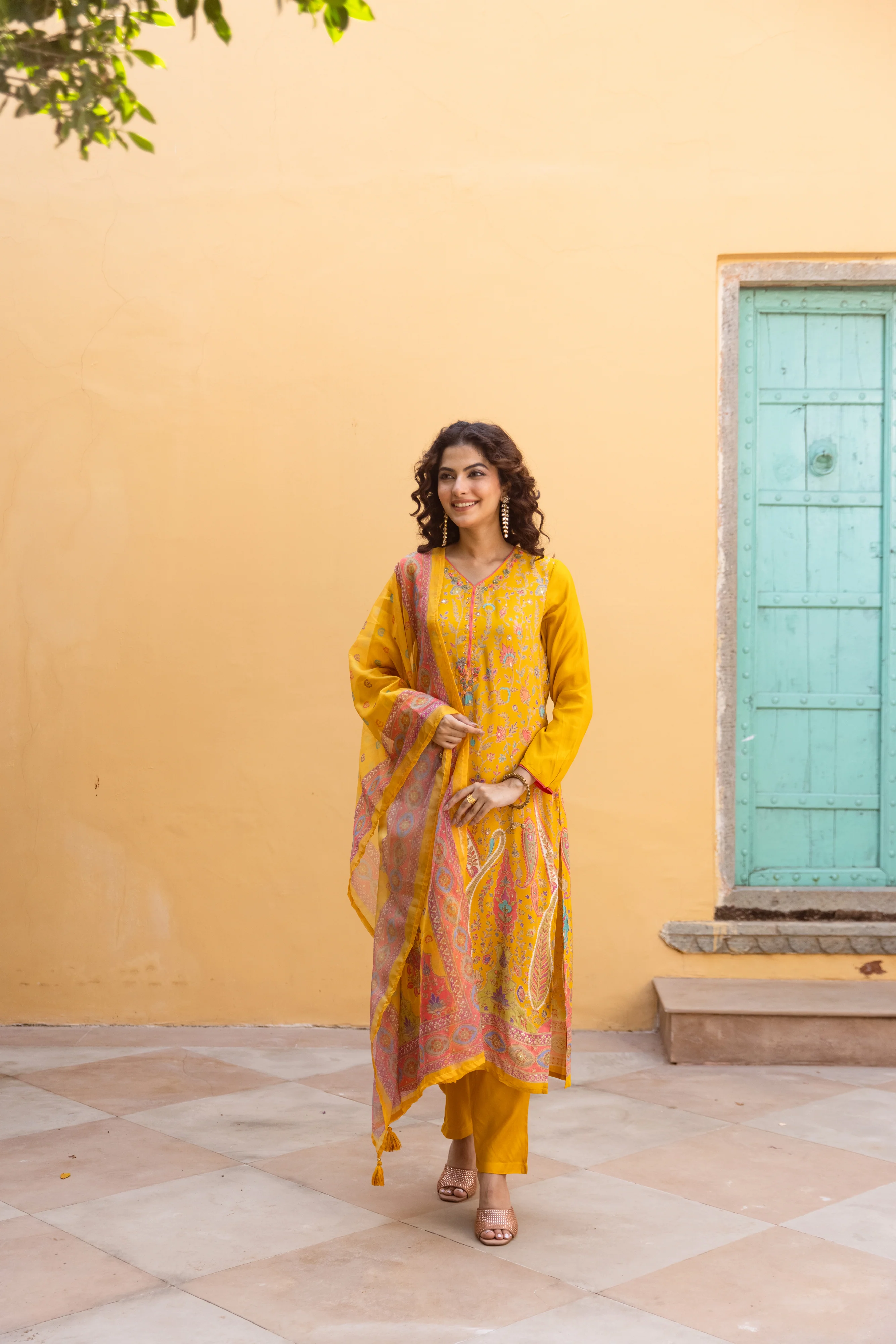 Saisha Amber Premium Digital Print Muslin Suit Set - Image 5