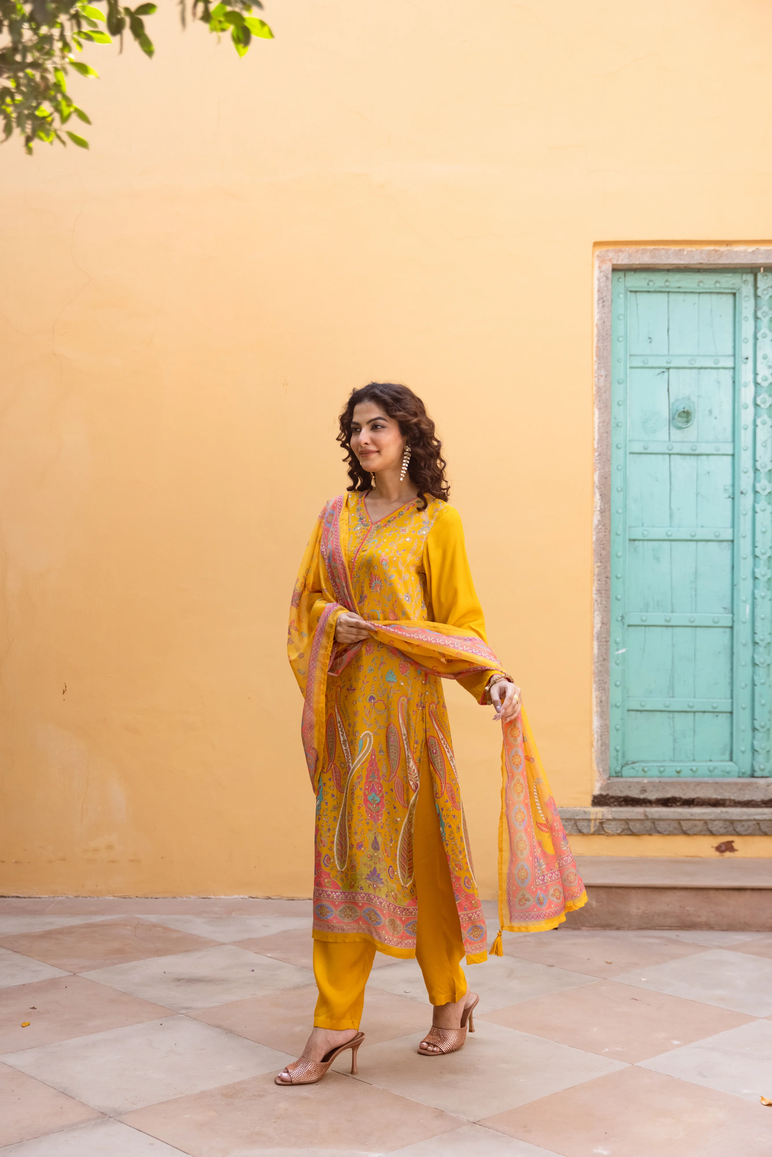 Saisha Amber Premium Digital Print Muslin Suit Set - Image 7