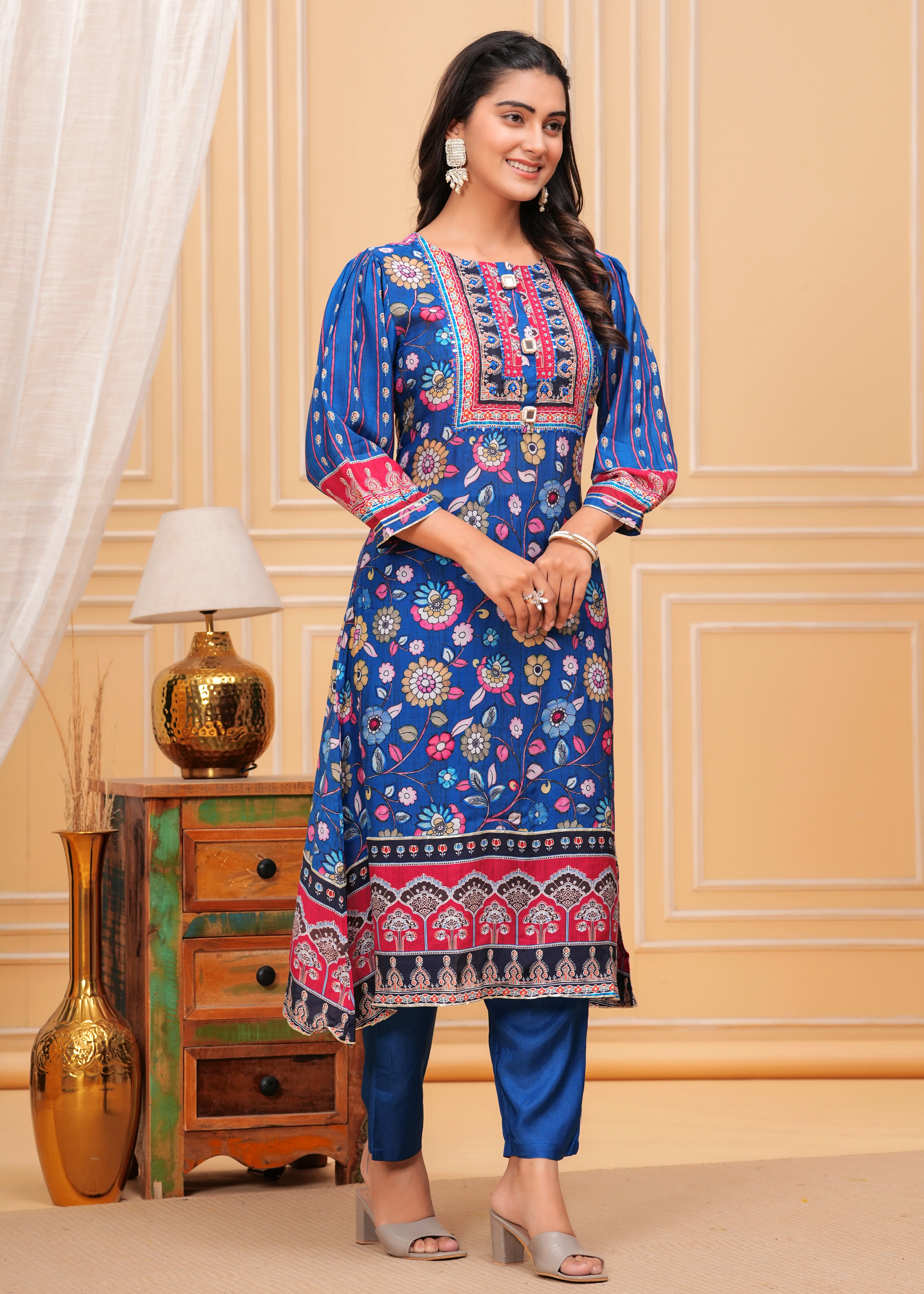 Maurya Cobalt Premium Muslin Kurta Set - Image 5