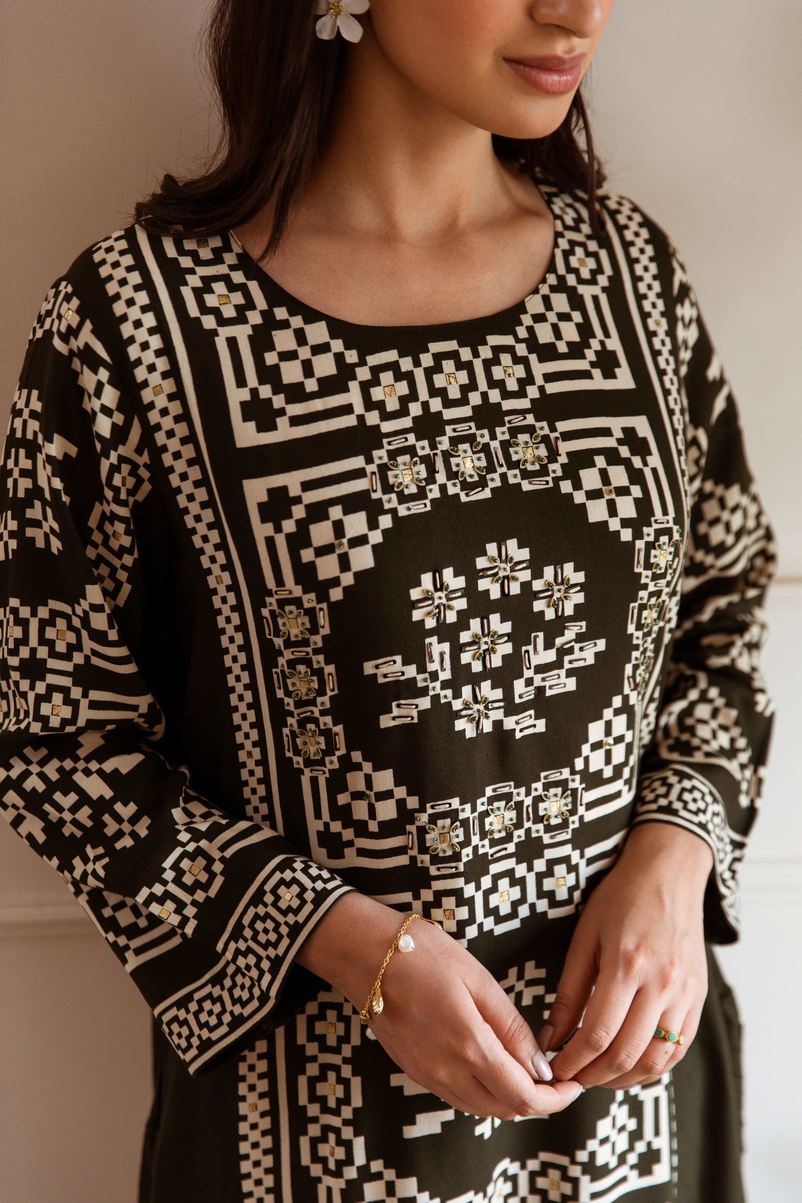 Shimoni Forest Printed Kurta Pant Set - Image 2