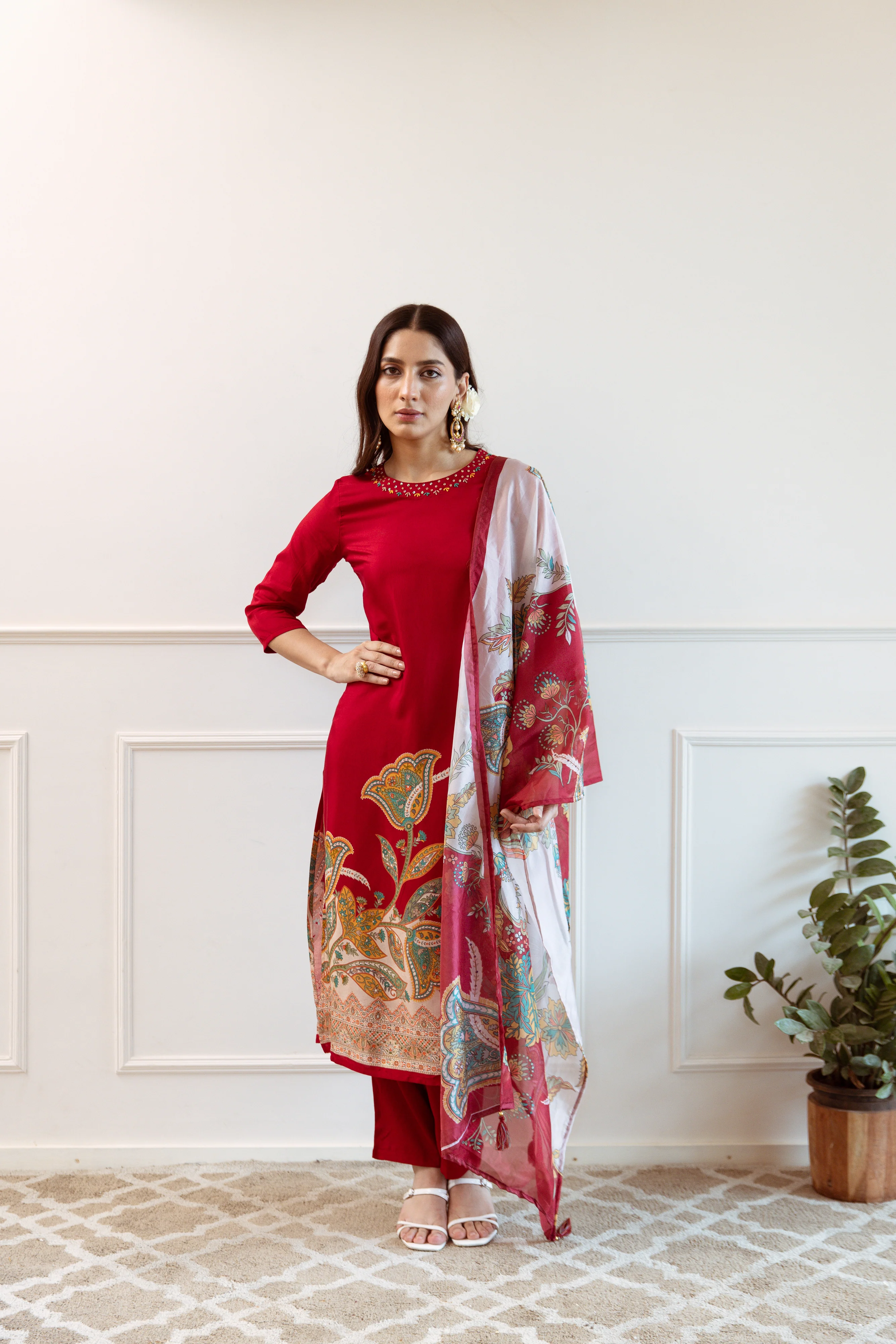 Saisha Scarlet Premium Digital Print Muslin Suit Set - Image 5