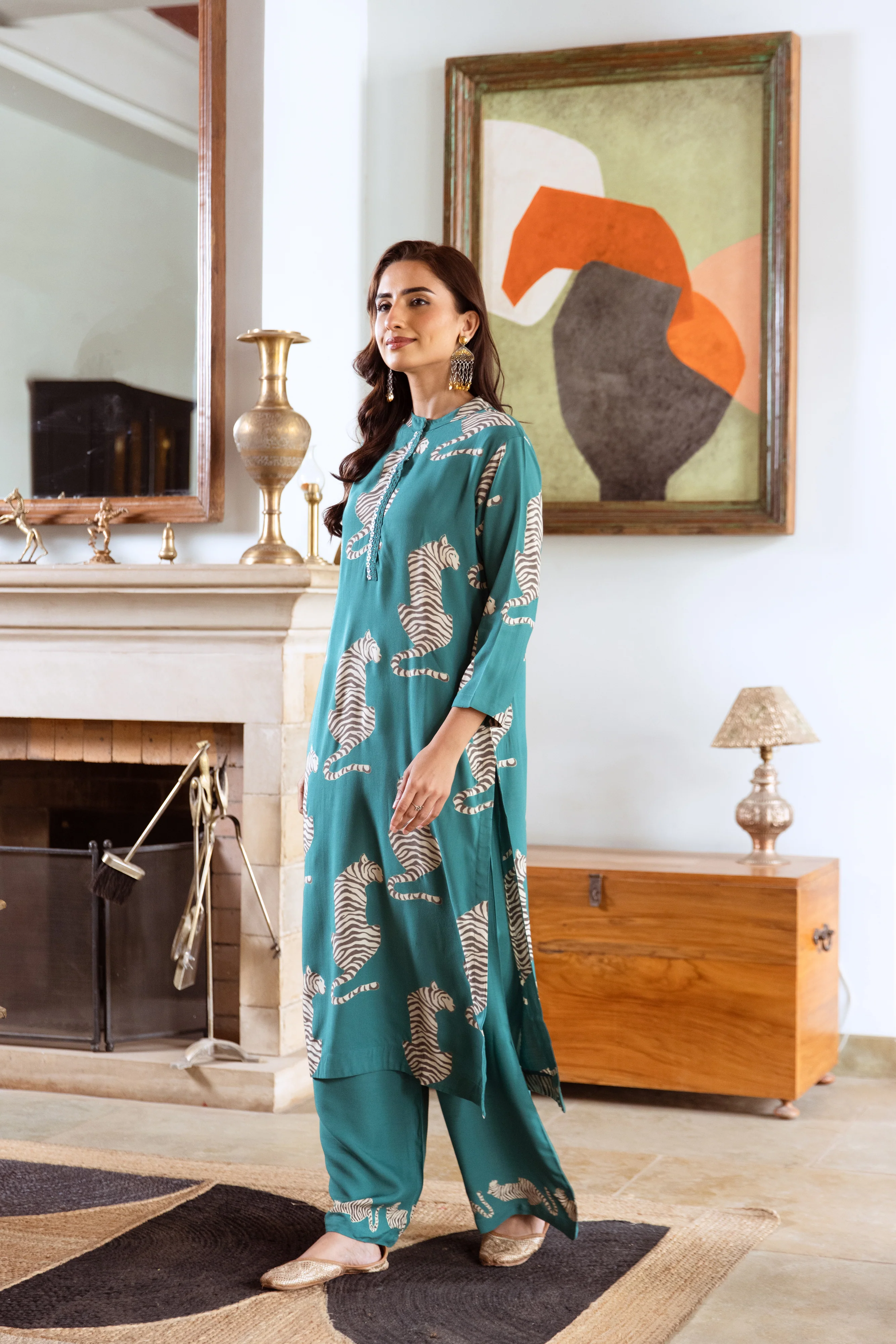 Aruna Lapis Tiger Kurta Pant Set - Image 5