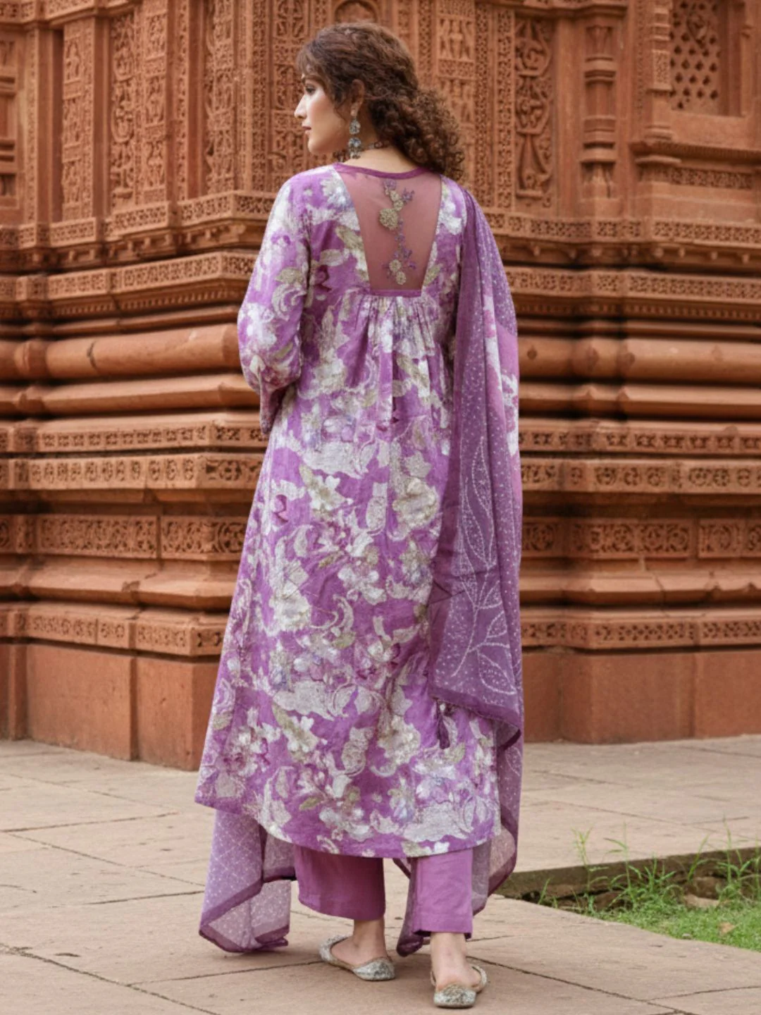 Tejaswi Lilac Floral Suit Set - Image 12