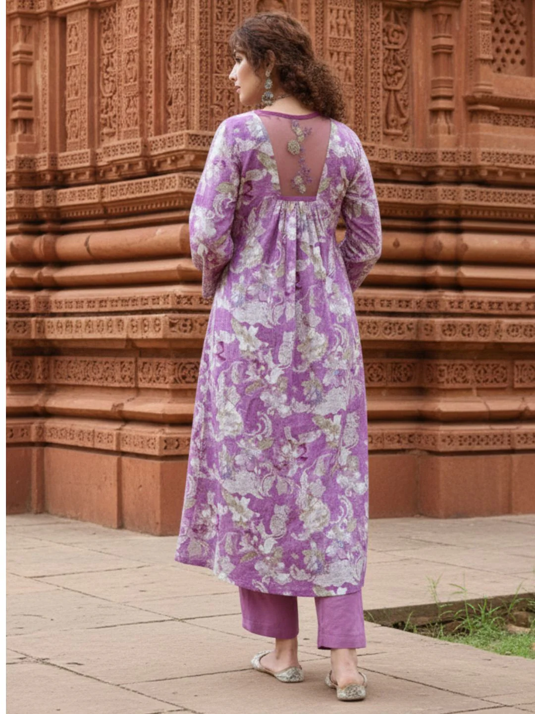 Tejaswi Lilac Floral Suit Set - Image 13