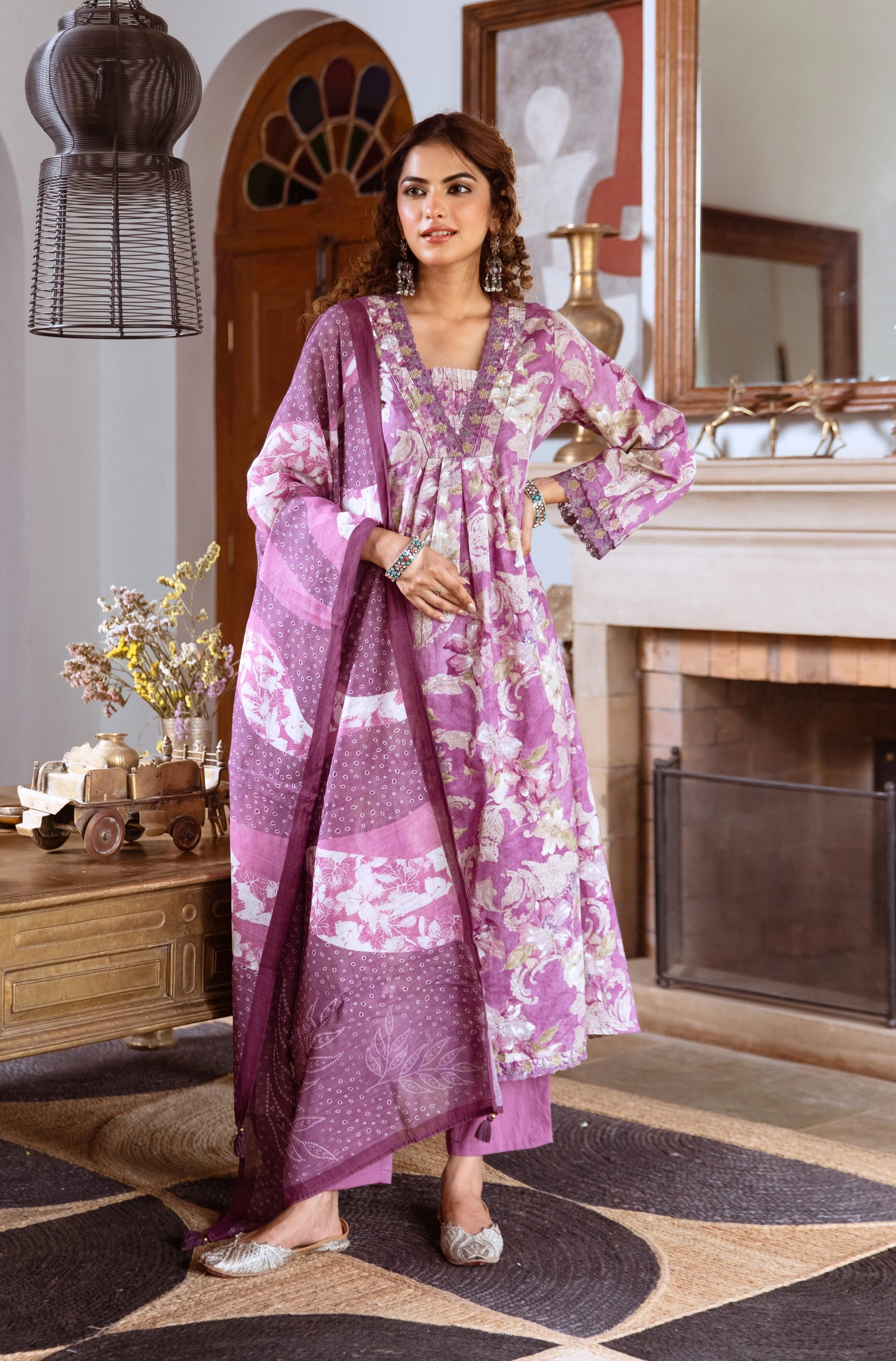 Tejaswi Lilac Floral Suit Set - Image 18