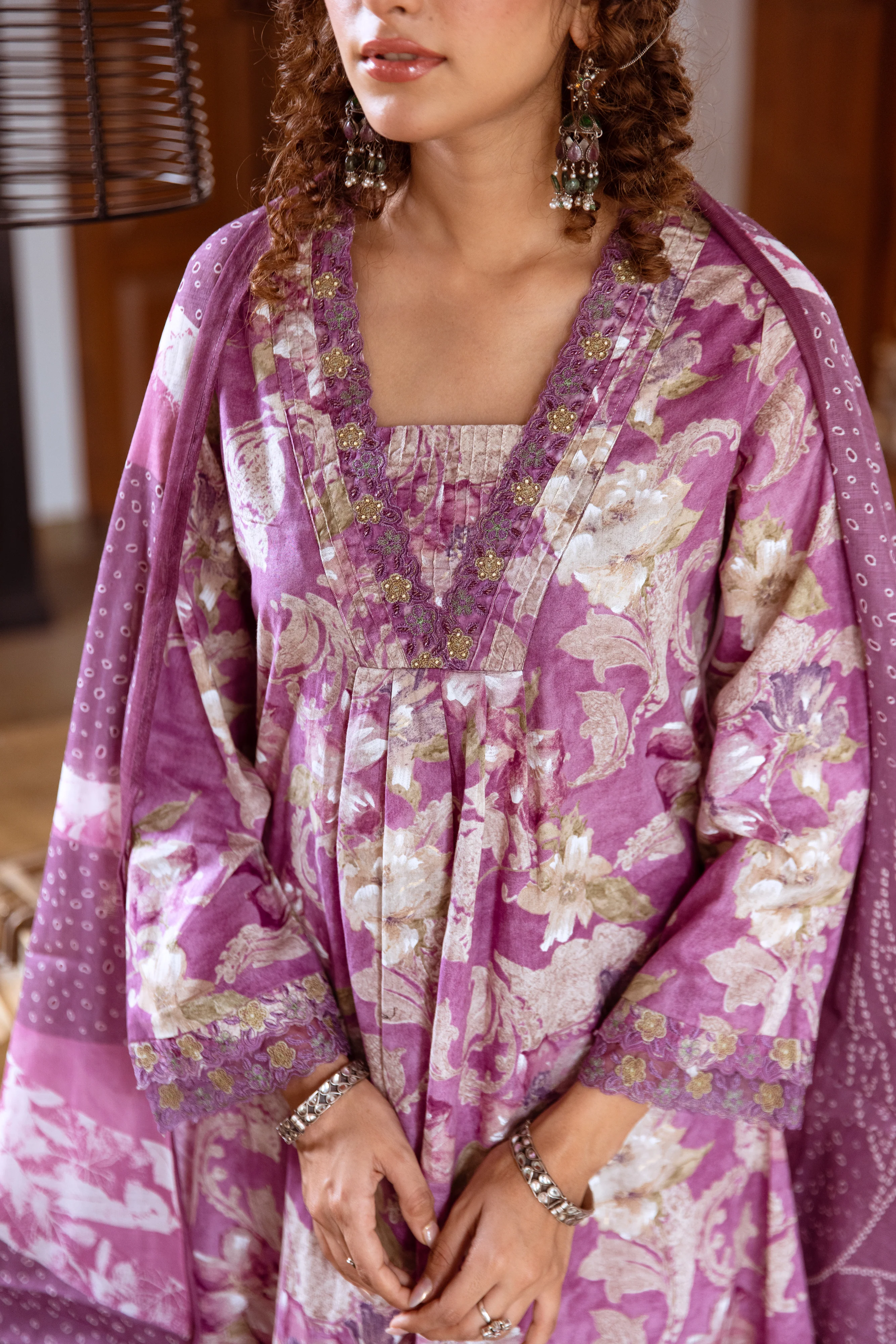 Tejaswi Lilac Floral Suit Set - Image 19