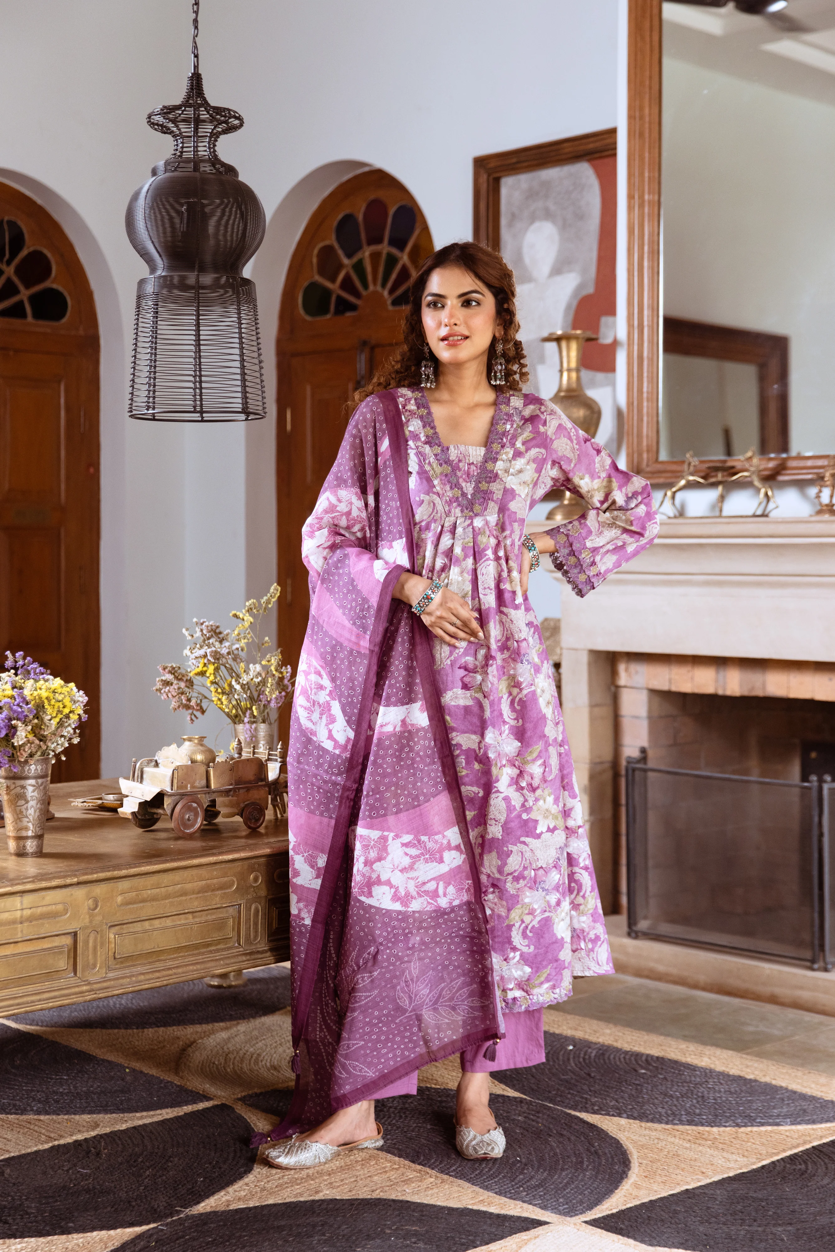 Tejaswi Lilac Floral Suit Set - Image 25