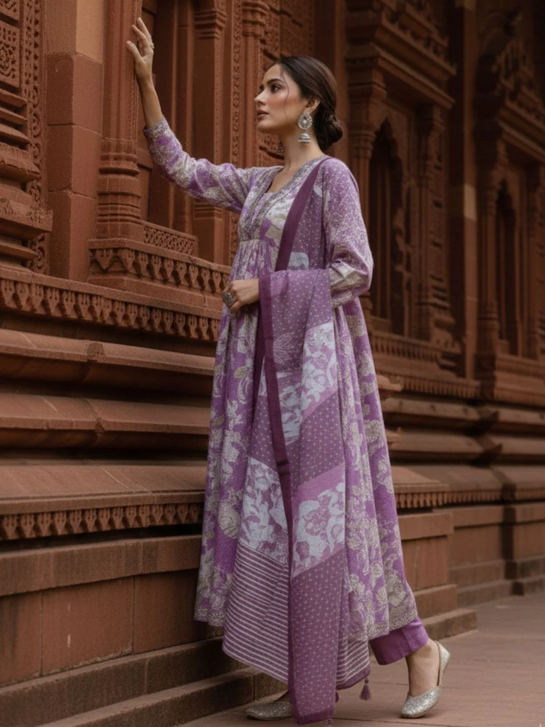 Tejaswi Lilac Floral Suit Set - Image 6
