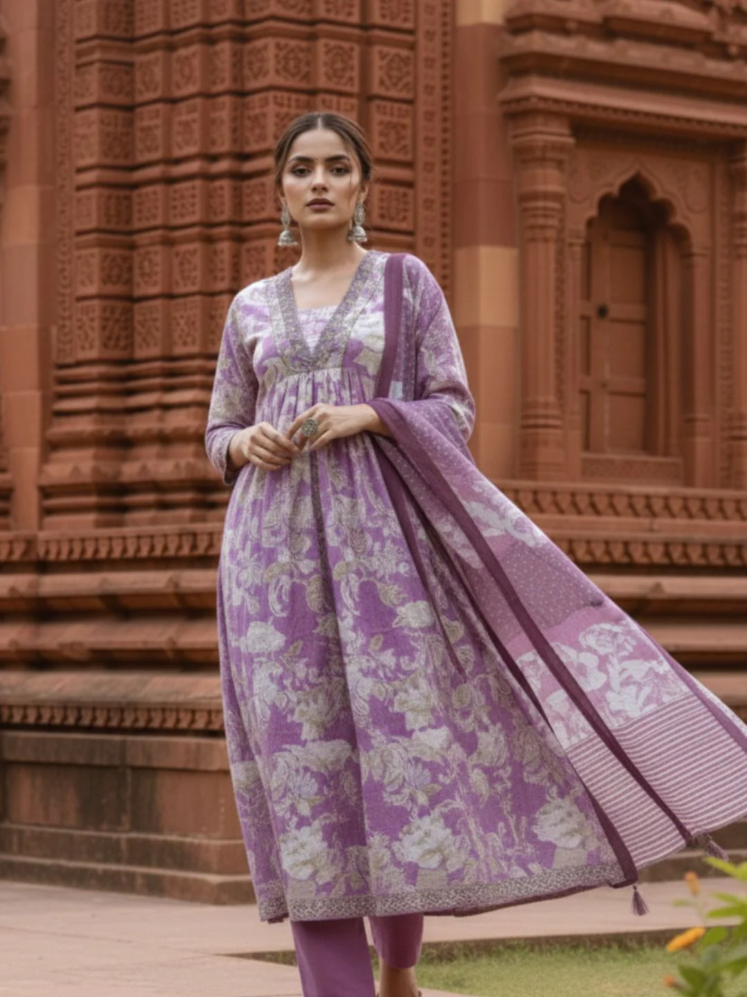 Tejaswi Lilac Floral Suit Set - Image 7
