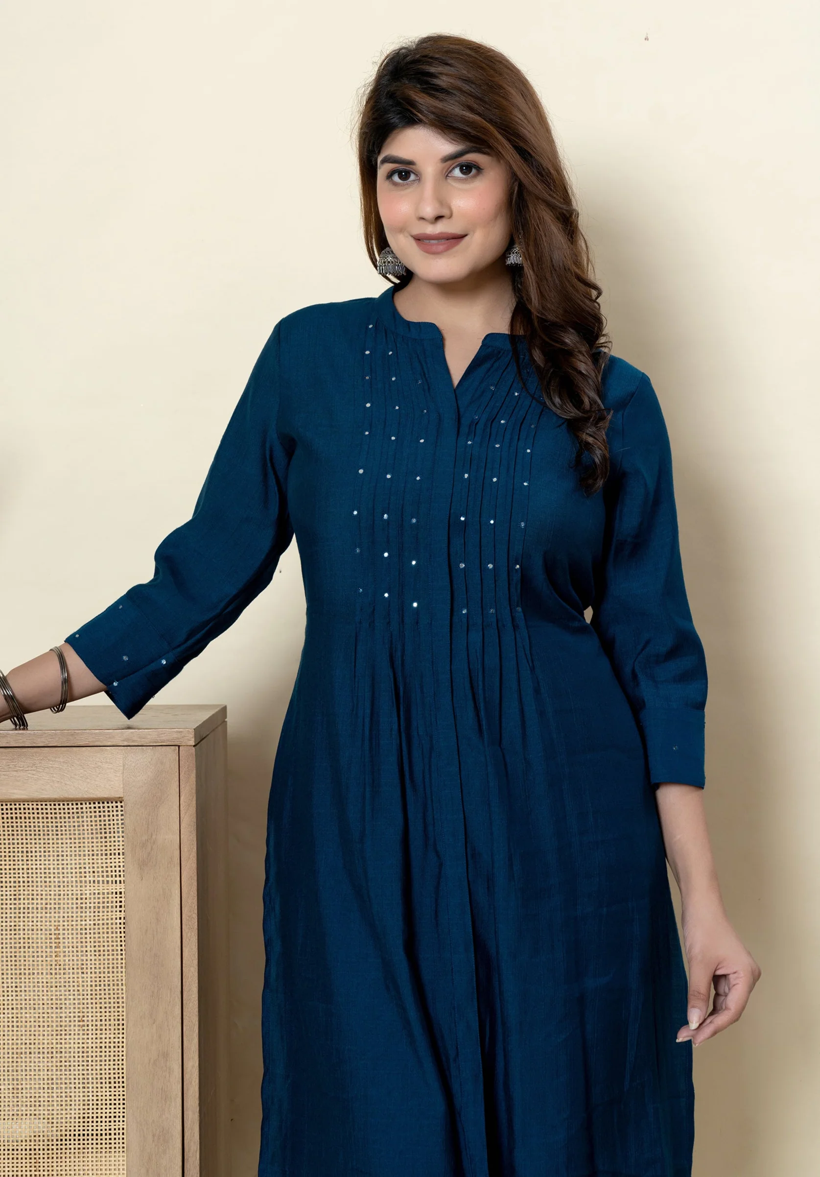 Mika Azure Kurta Pant Set - Image 9