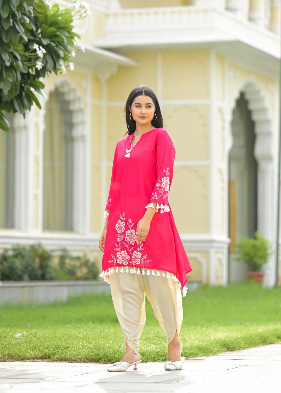 Kara cameo embroidery co-ord set - Image 9