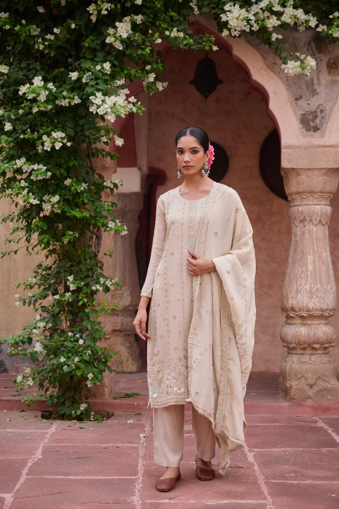 Gaurisha Daisy Full work Premium Suit Set - Image 4