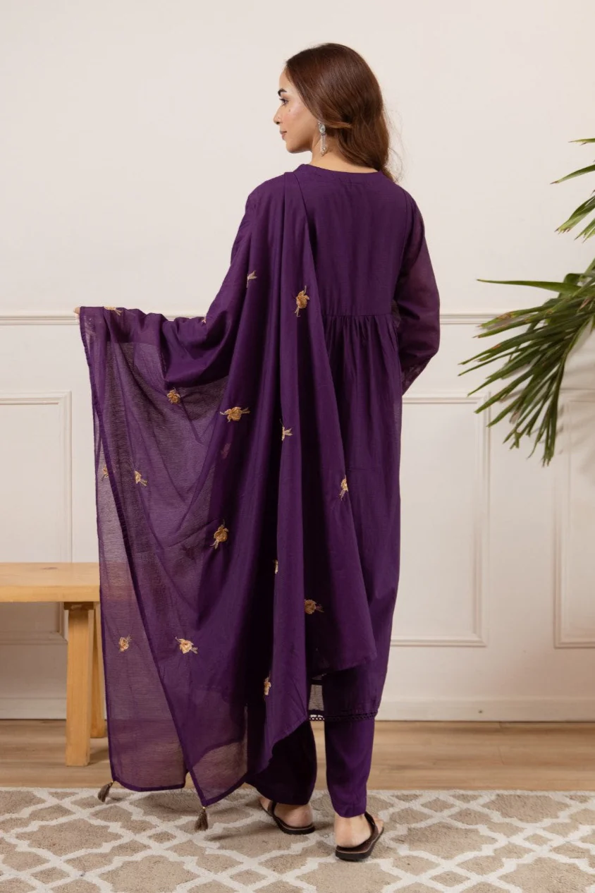 Toran orchid embroidery cotton suit set - Image 3