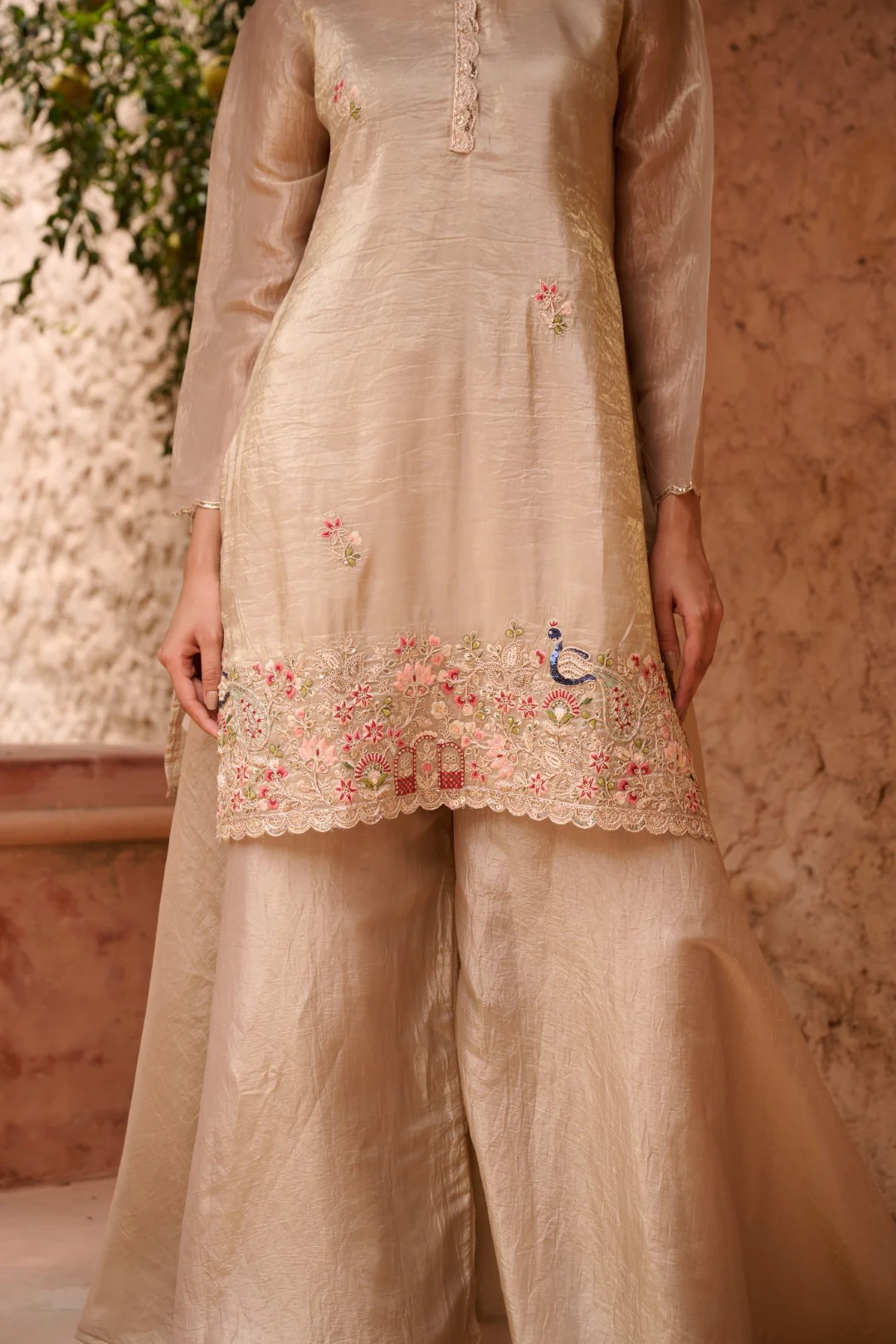 Sangini gold full work premium suit set - Image 24