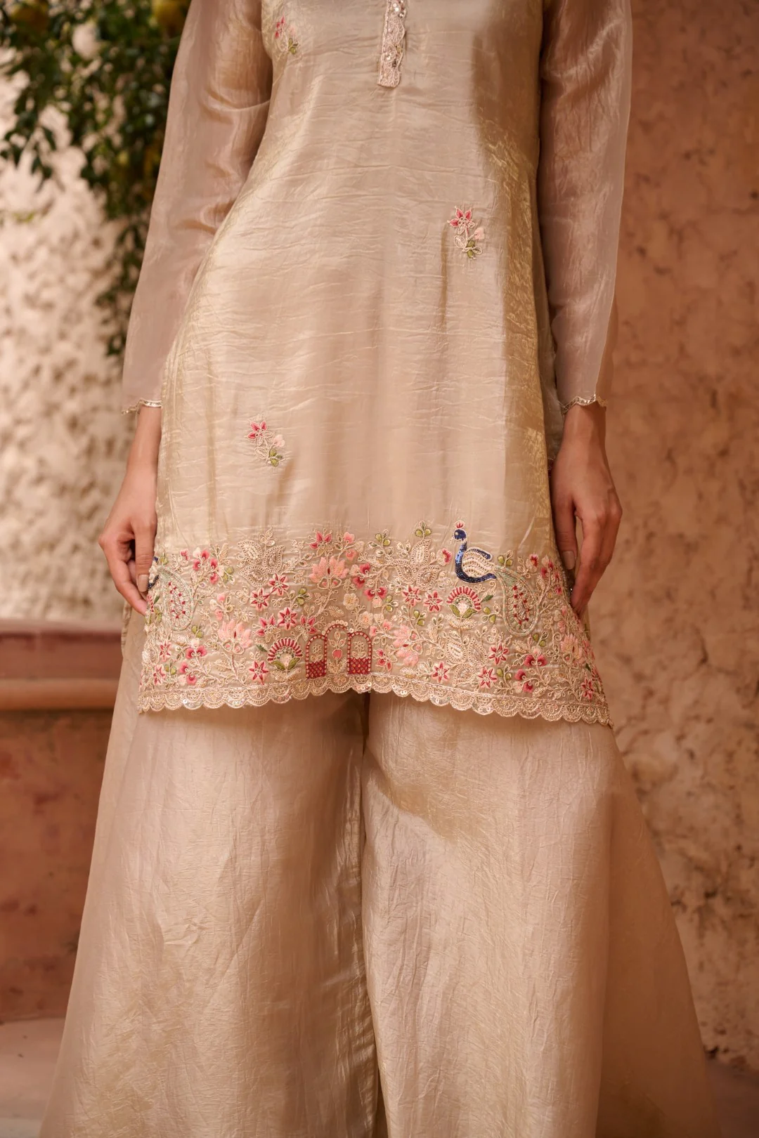 Sangini gold full work premium suit set - Image 25