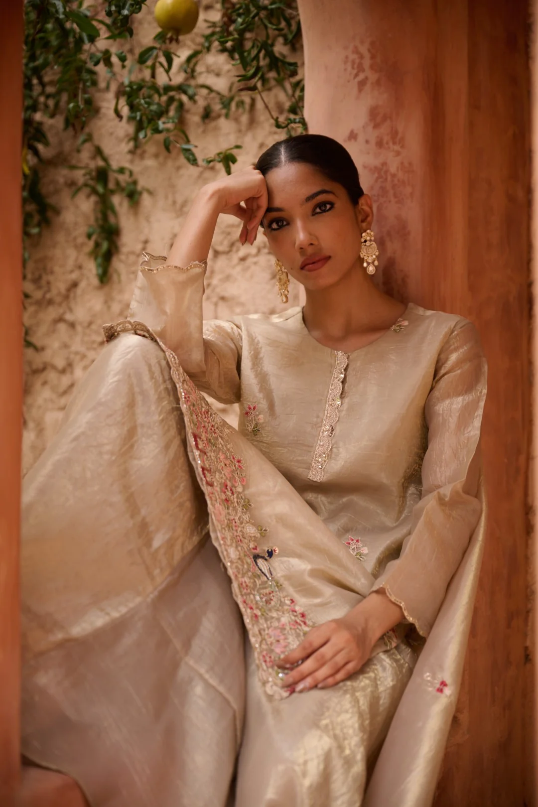 Sangini gold full work premium suit set - Image 26