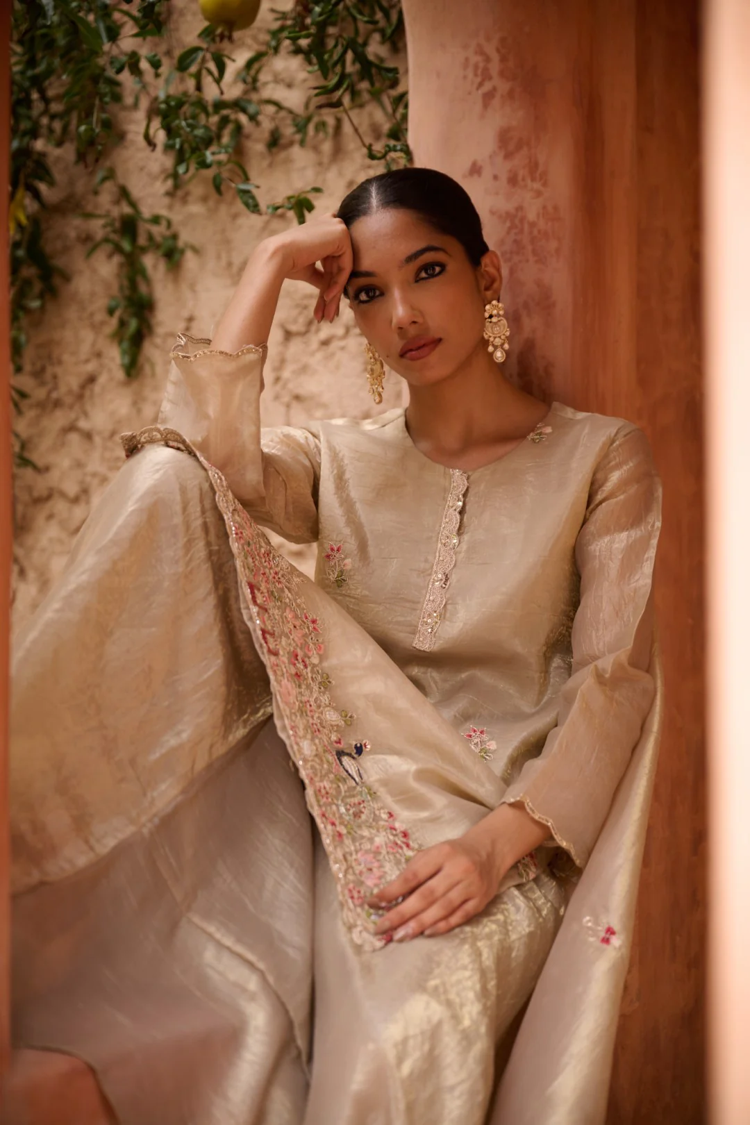 Sangini gold full work premium suit set - Image 27