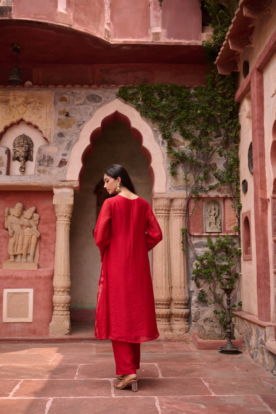 Sangini Scarlet Premium Suit set - Image 23