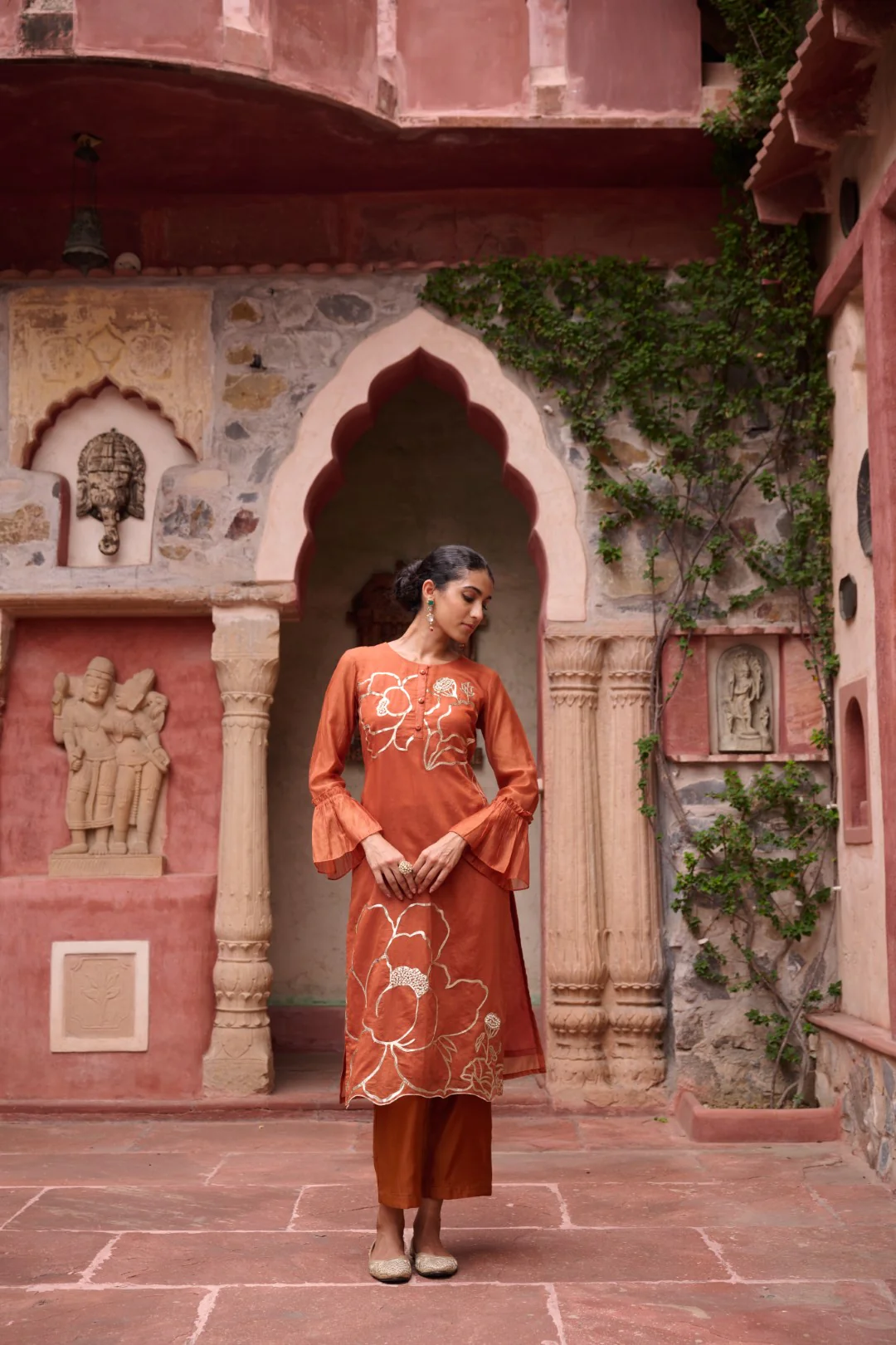 Sangini Apricot Premium Suit set - Image 12
