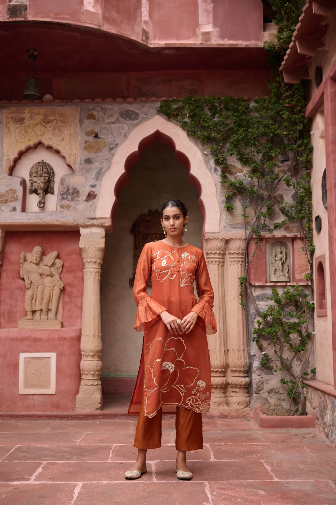 Sangini Apricot Premium Suit set - Image 13