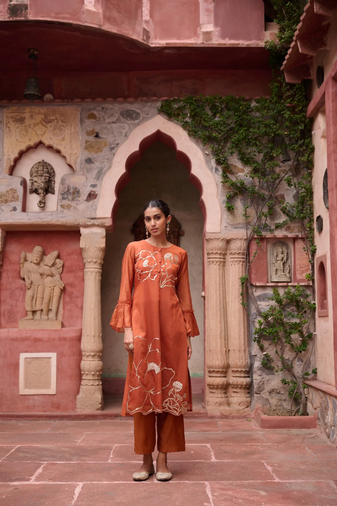 Sangini Apricot Premium Suit set - Image 15