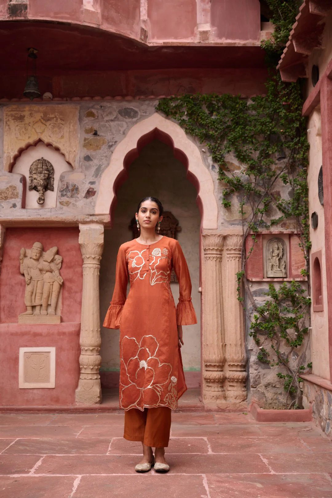 Sangini Apricot Premium Suit set - Image 16