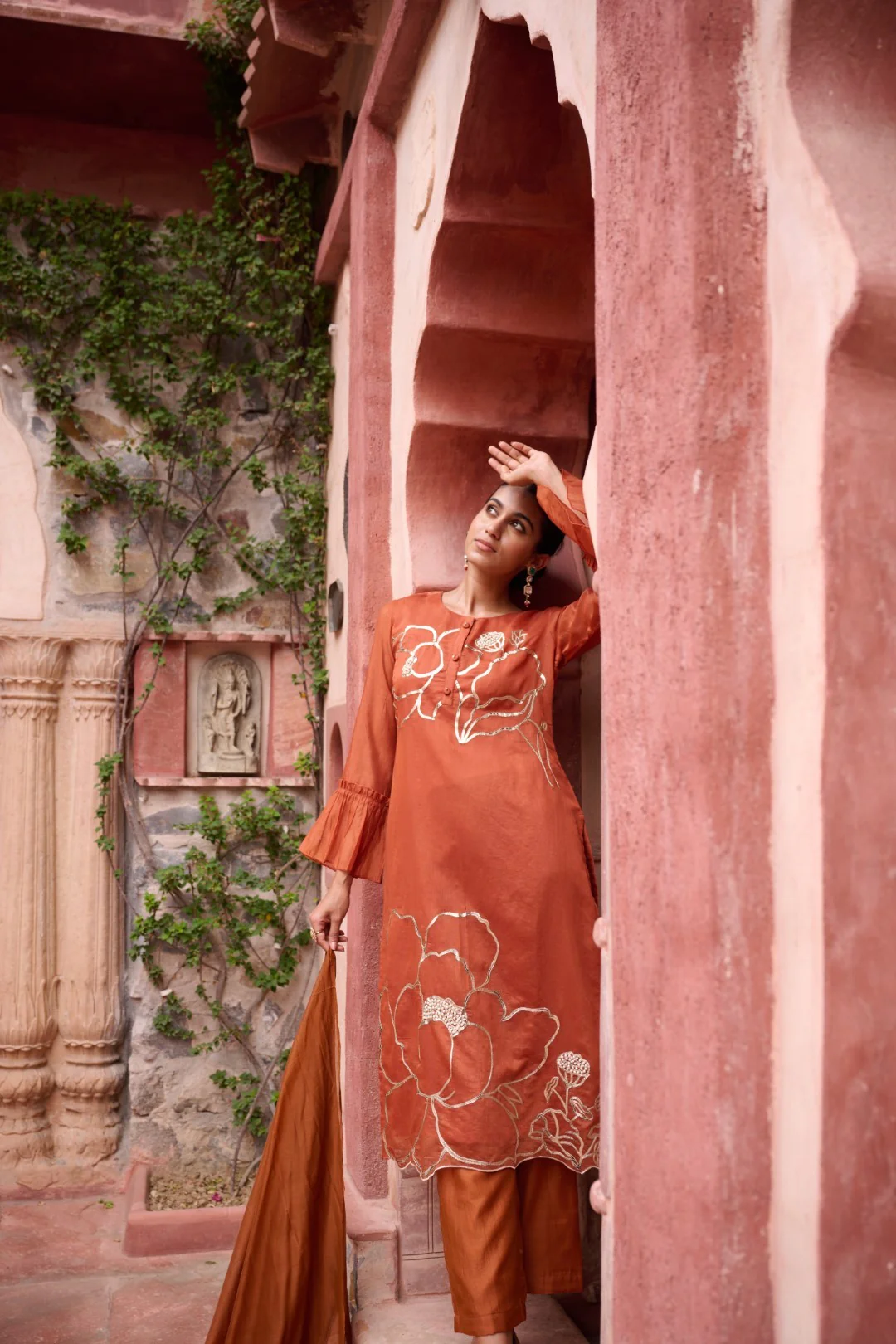 Sangini Apricot Premium Suit set - Image 28