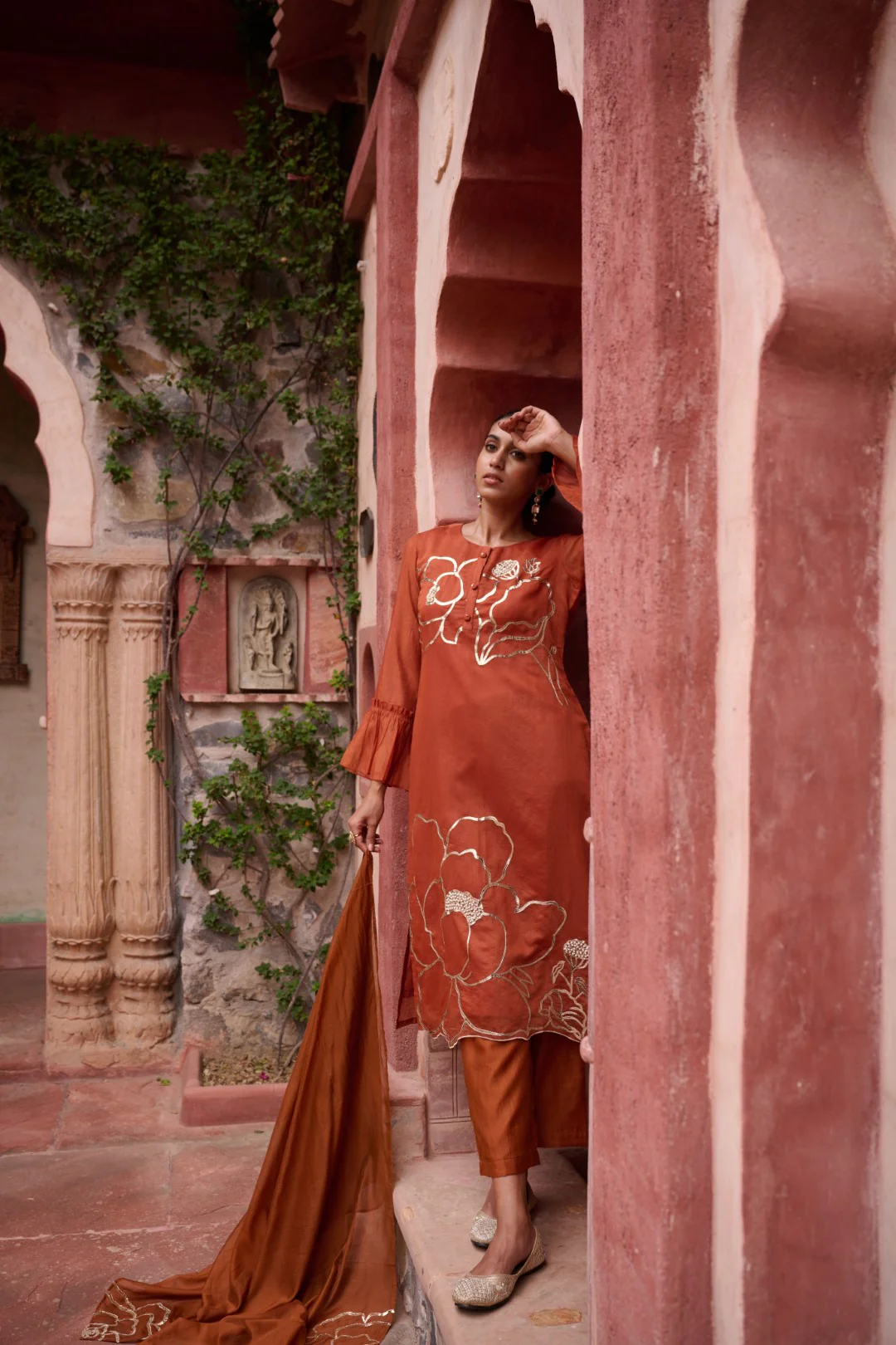Sangini Apricot Premium Suit set - Image 30