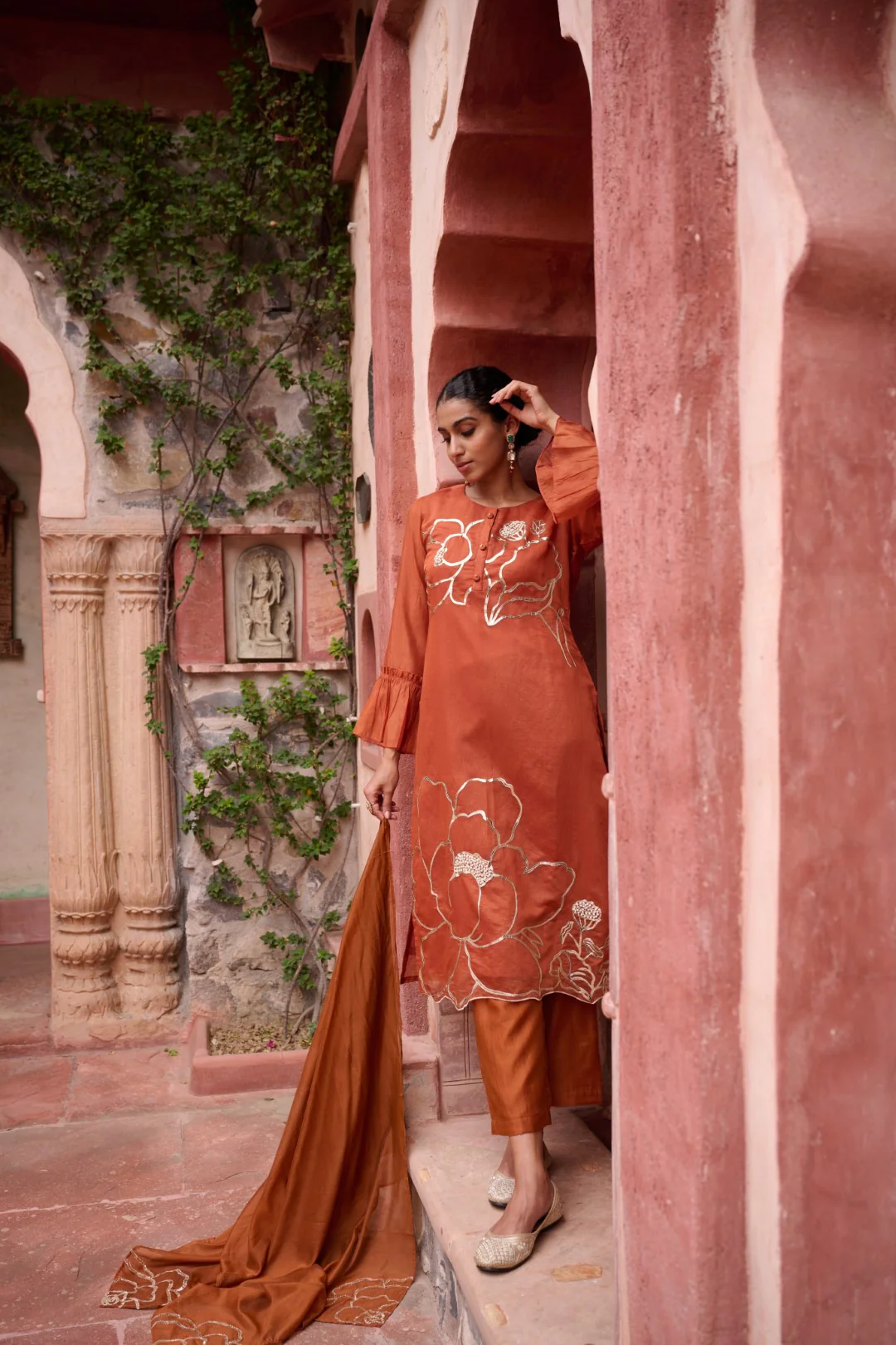 Sangini Apricot Premium Suit set - Image 32