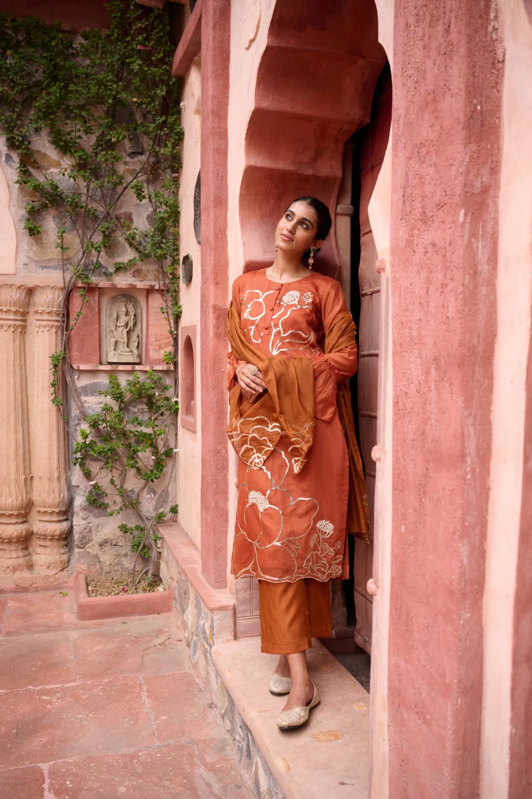 Sangini Apricot Premium Suit set - Image 35