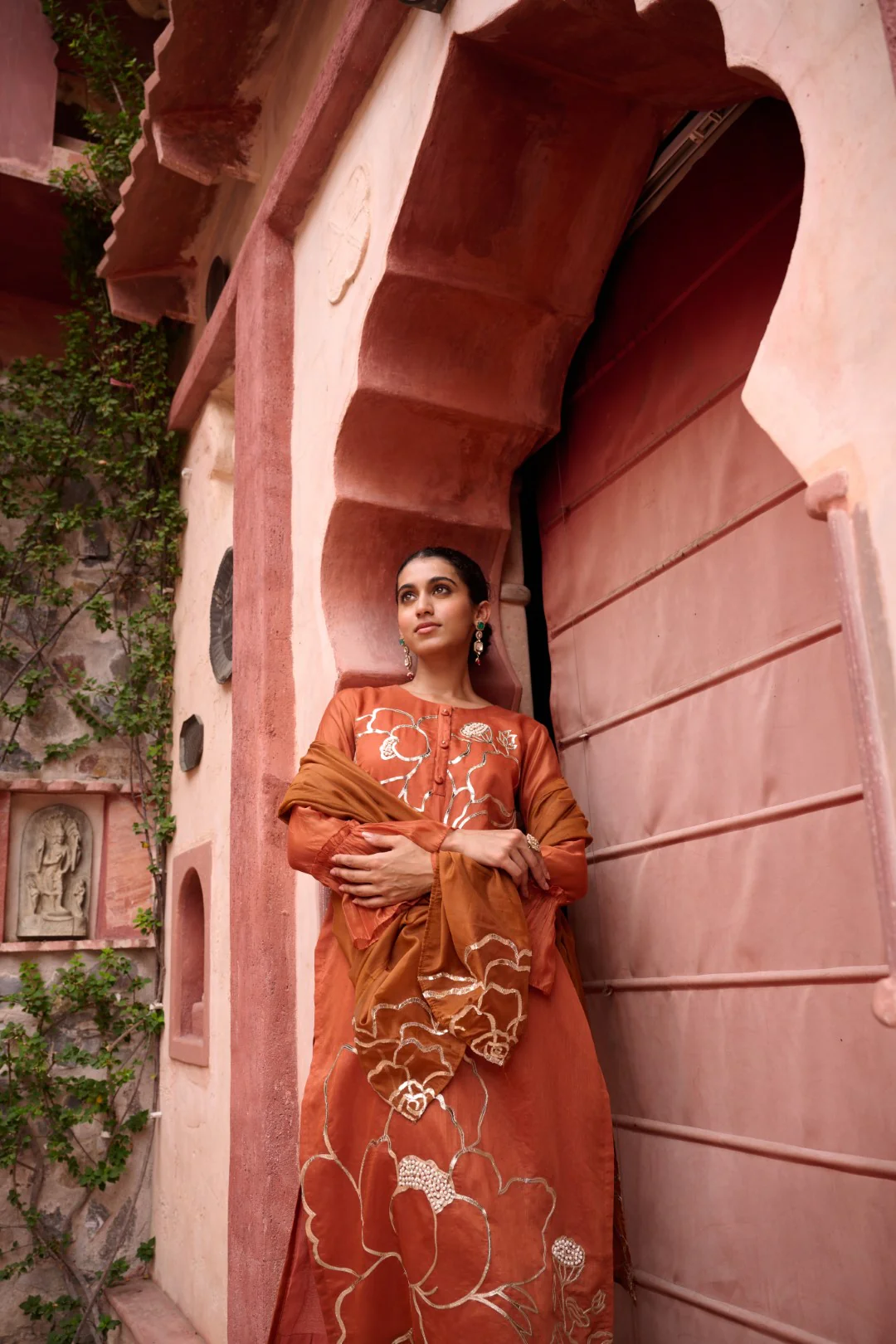 Sangini Apricot Premium Suit set - Image 42