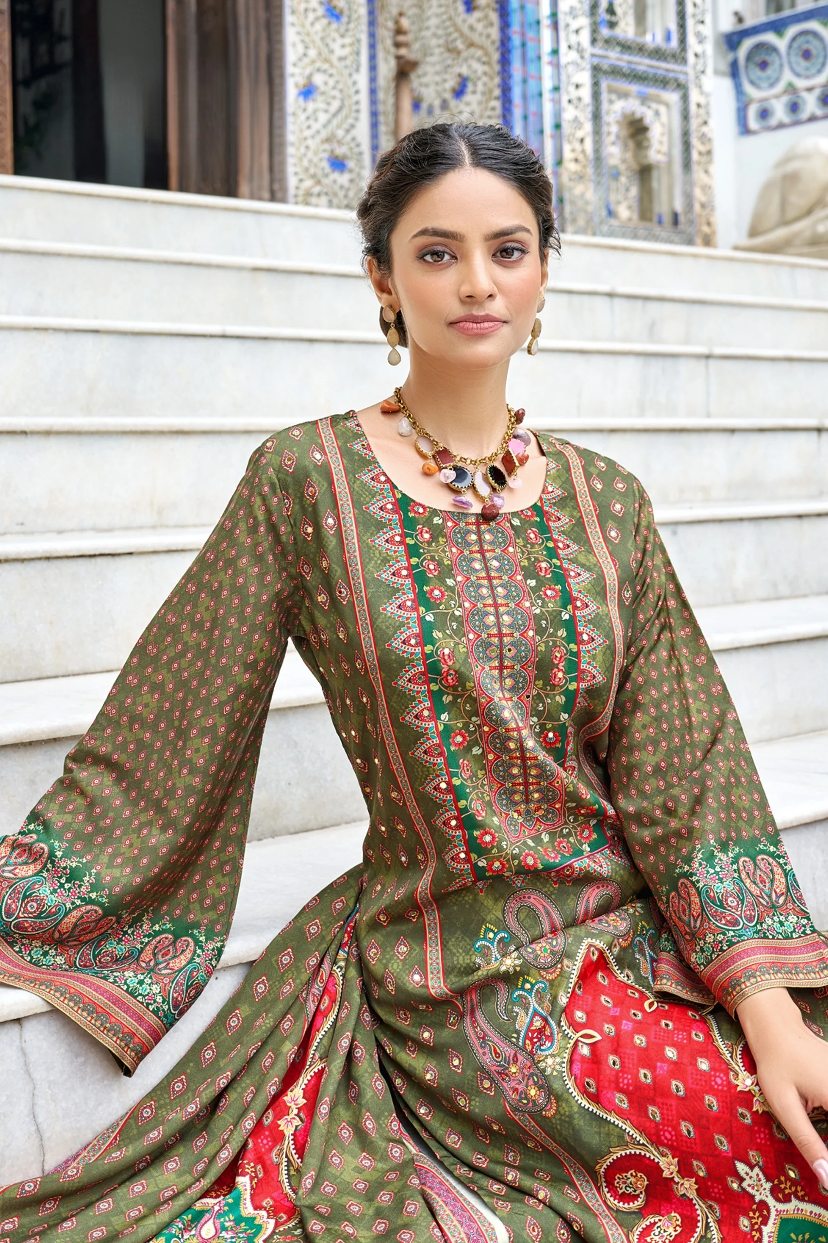 Morni olive full work suit set - Image 2