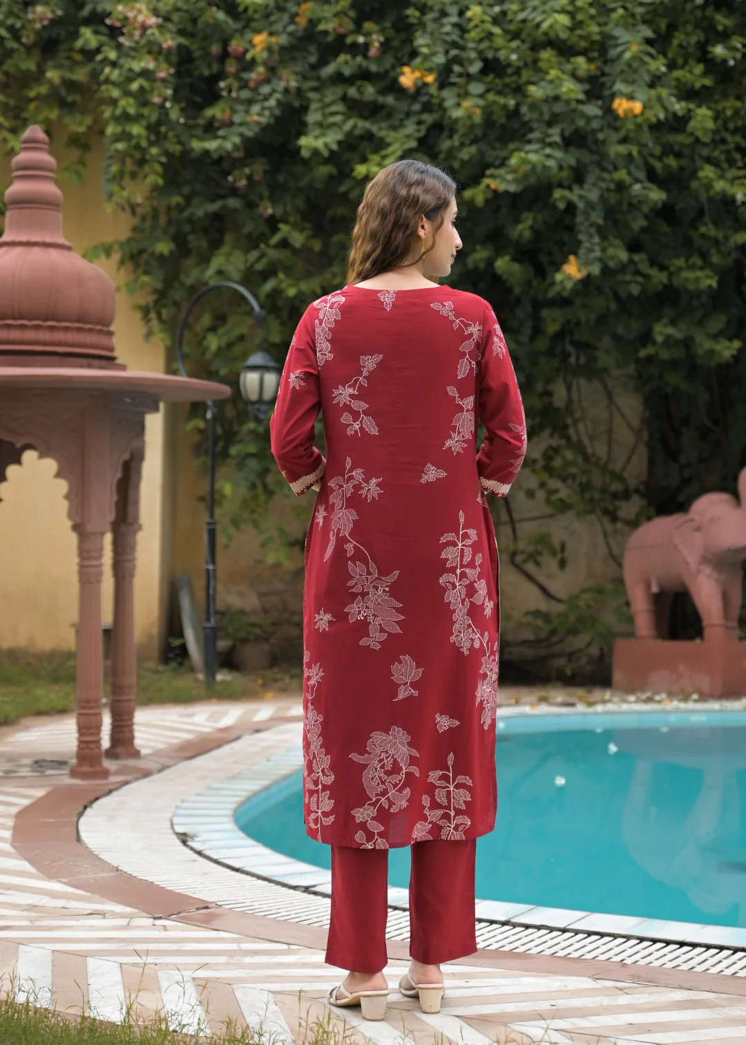 Vastu Jam Full embroidery suit set - Image 3