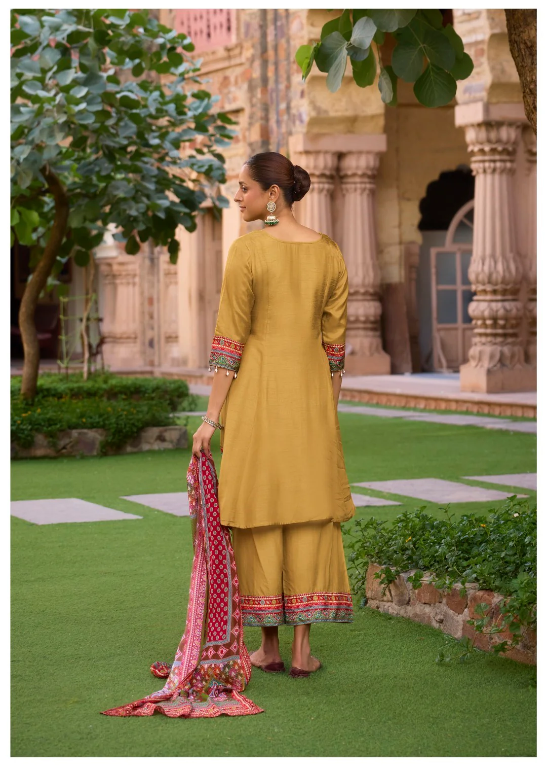 Aster maize full work premium suit set - Image 3